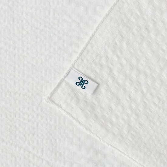 白色多條紋手巾