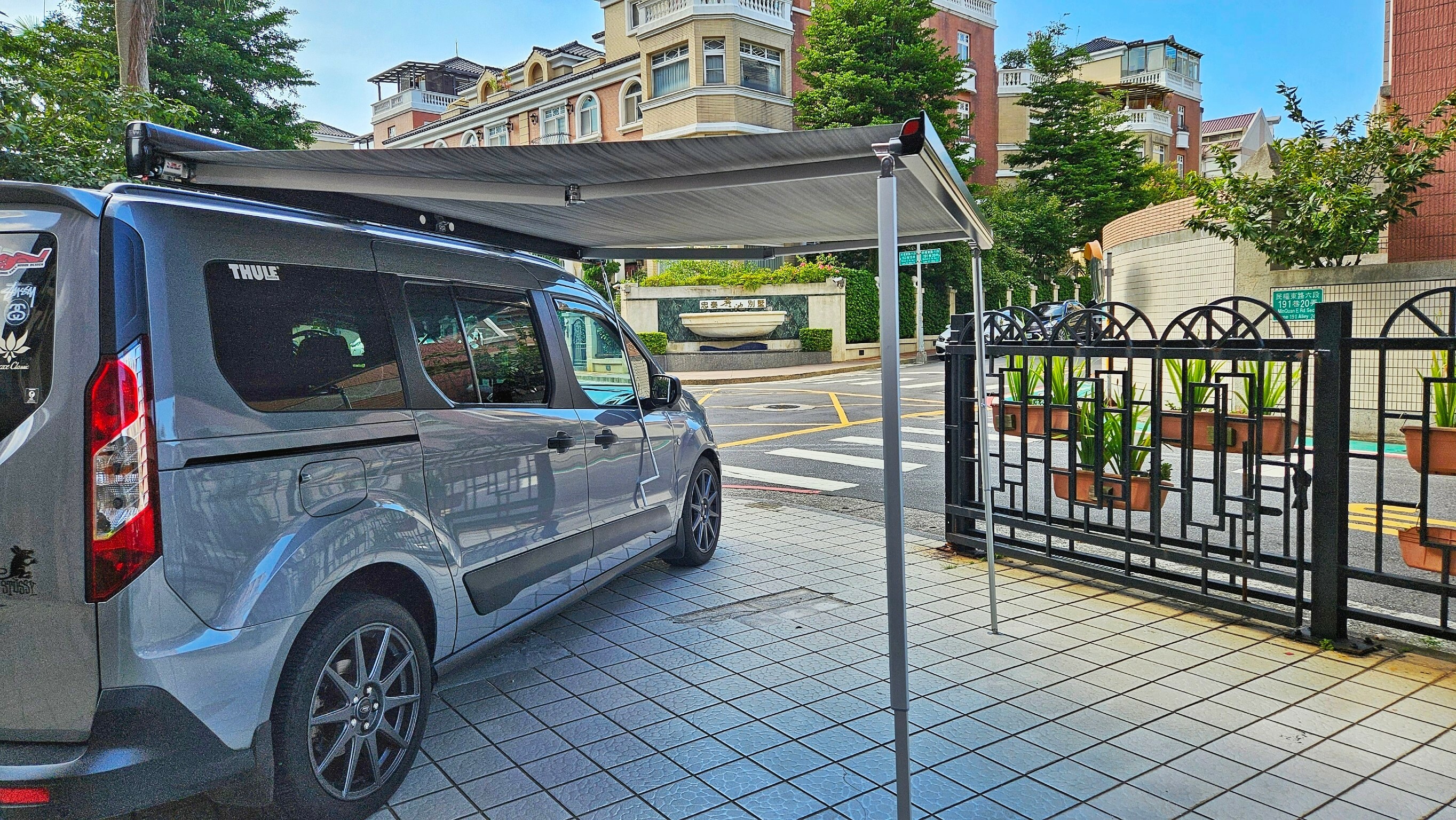 車邊帳 FIAMMA F45S 260 (Ford Tourneo -旅玩家)