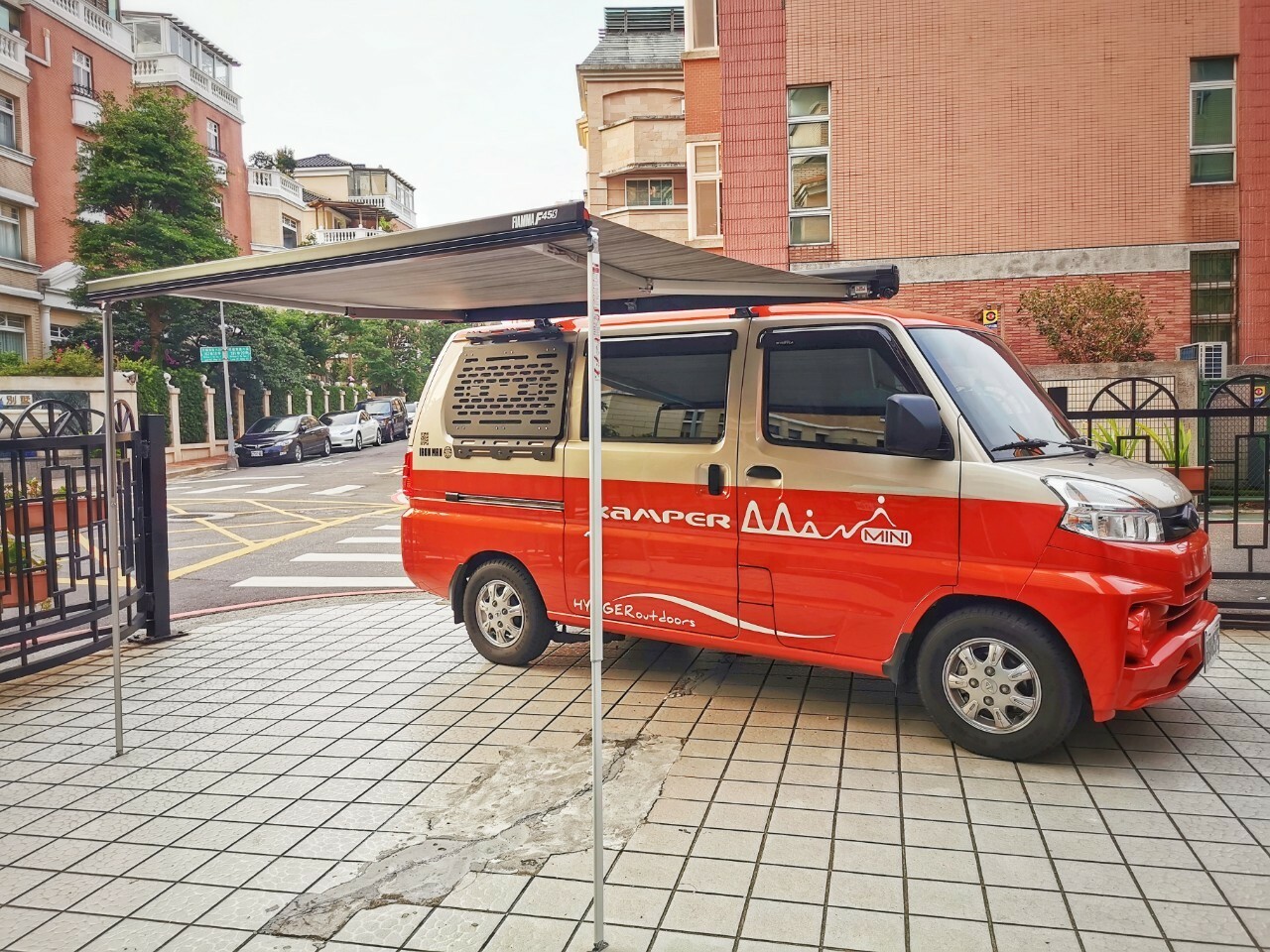 車邊帳 FIAMMA F45S 260 (中華菱利- VERYCA A180)