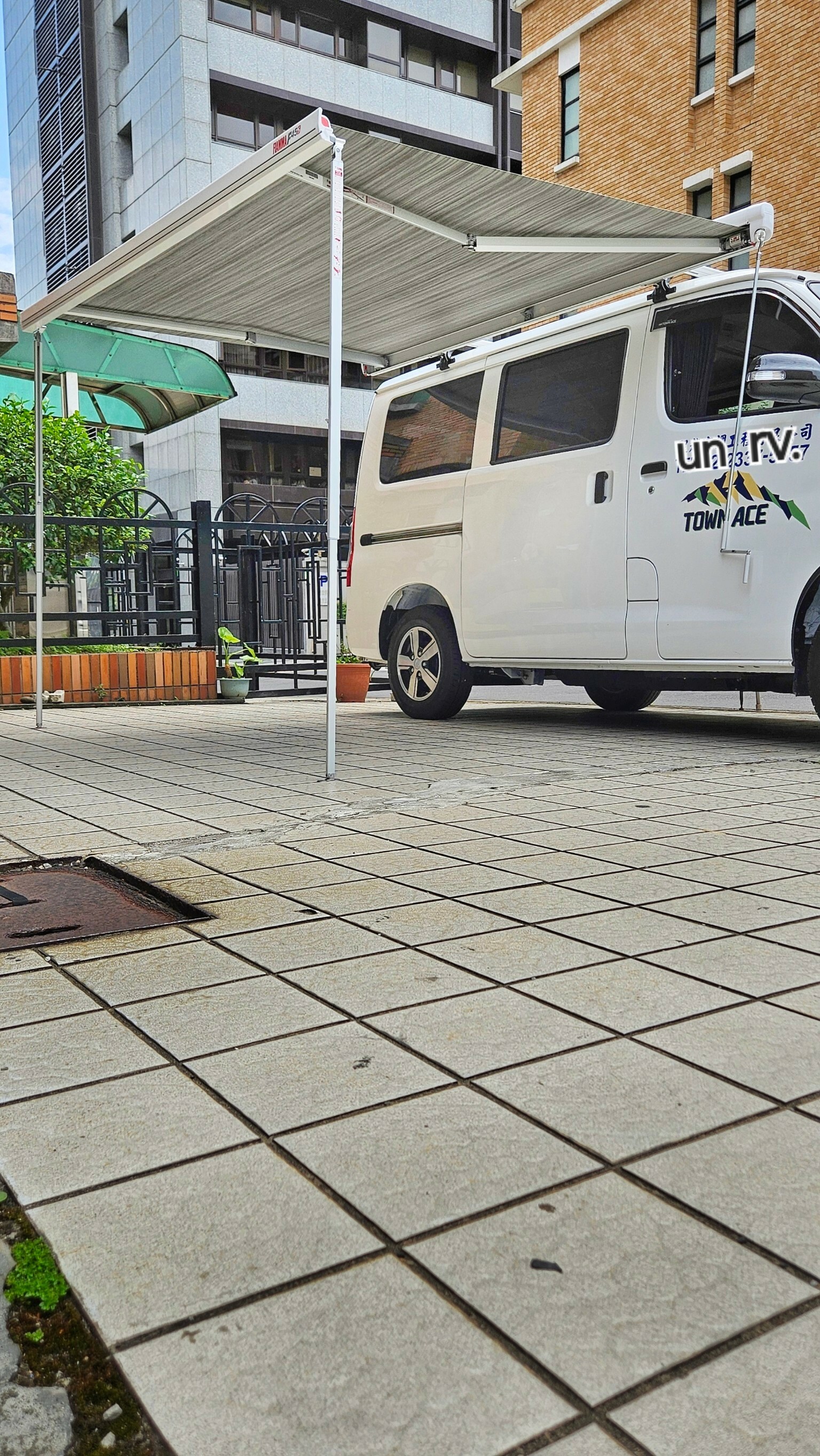 車邊帳 FIAMMA F45S 260 (Toyota- TOWNACE)