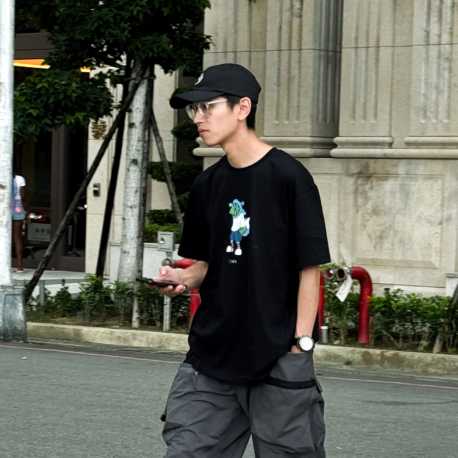 ISFN | 24 Classic Sean logo T-shirt | S-2L