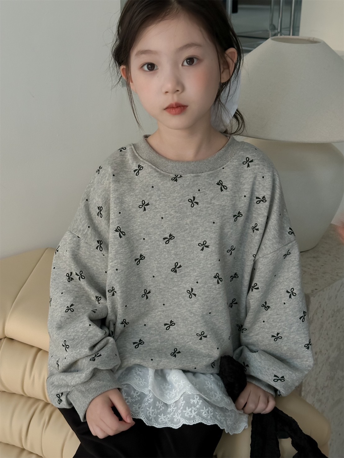 灰色蝴蝶結上衣