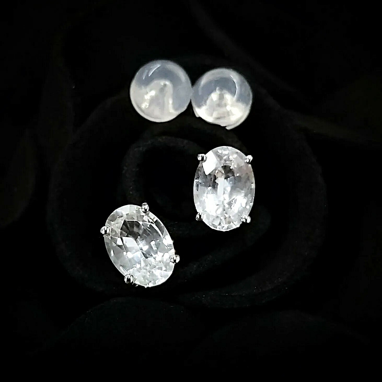 全新18K白金【主石1卡85份透明藍寶石】耳環