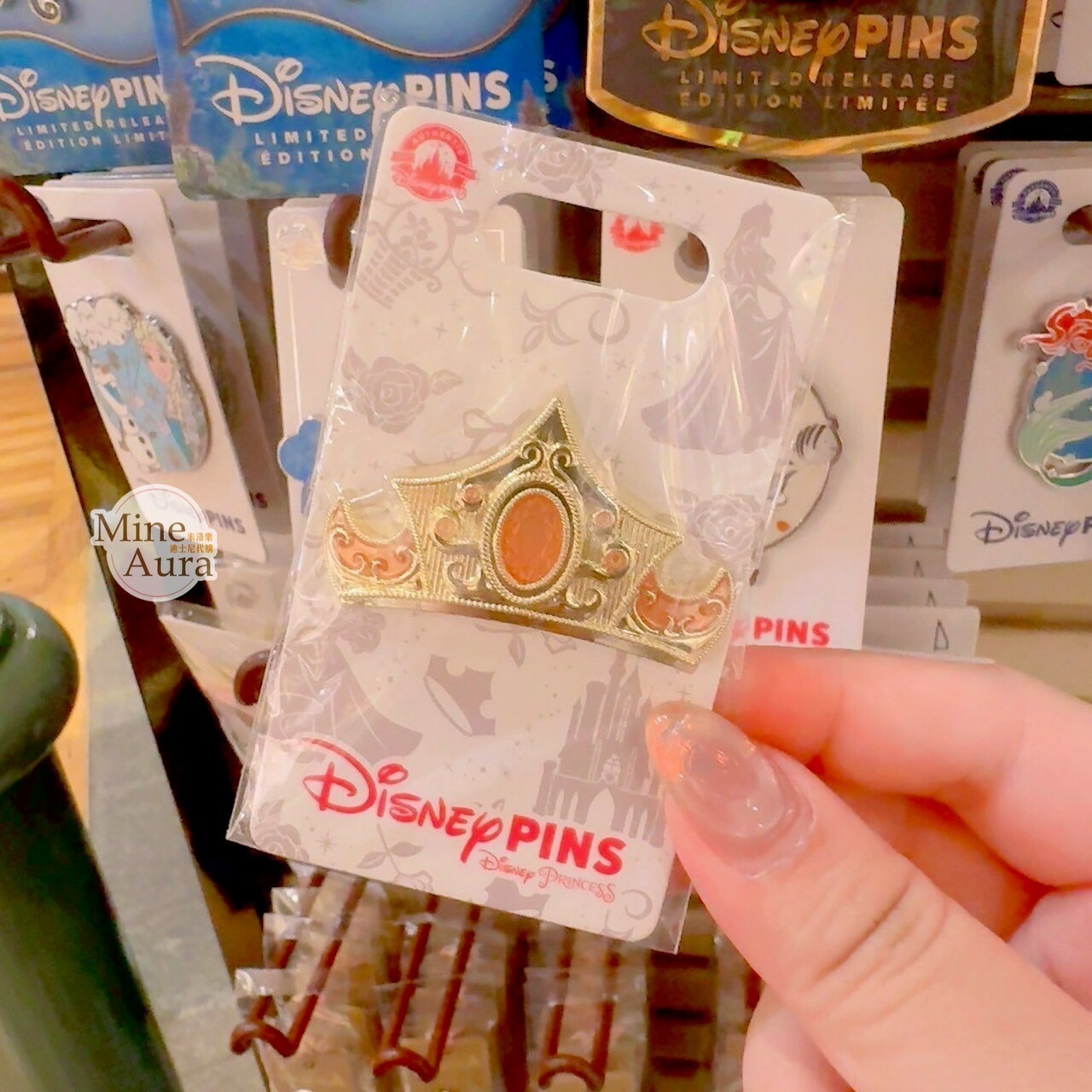 奧蘿兒公主 Aurora 皇冠造型 徽章 PIN 睡美人 Sleeping Beauty -香港迪士尼樂園