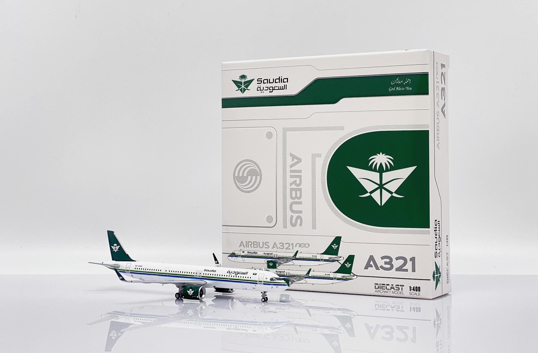 1/400 沙烏地阿拉伯航空 A321neo HZ-ASAC 復古塗裝