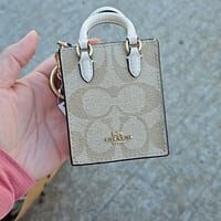 [S] COACH CU280 MINI TOTE BAG CHARM IN SIGNATURE CANVAS,IM/CHALK, 196395410026 (SCO932)