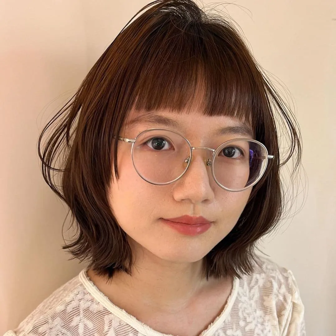 Yishu's long layered cut