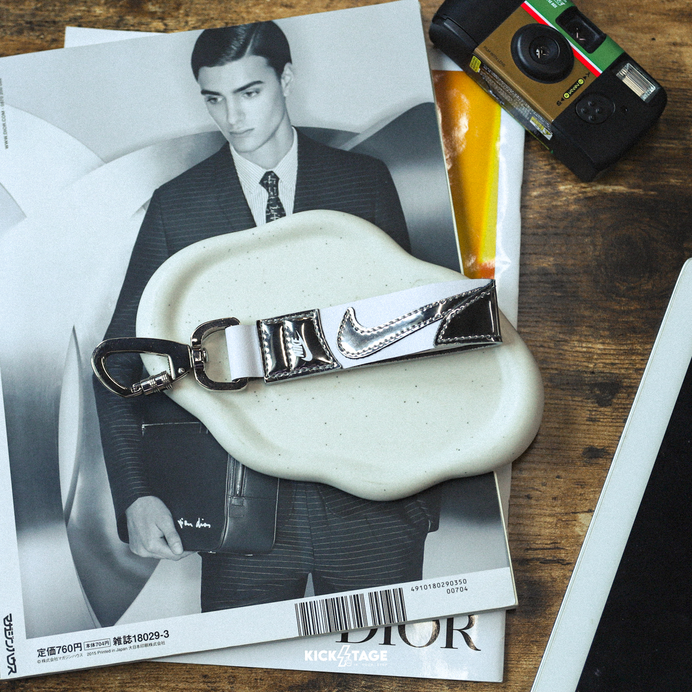 NIKE PREMIUM KEY HOLDER 白銀色 運動 休閒 皮革 鑰匙扣 吊飾【HQ6923-013】