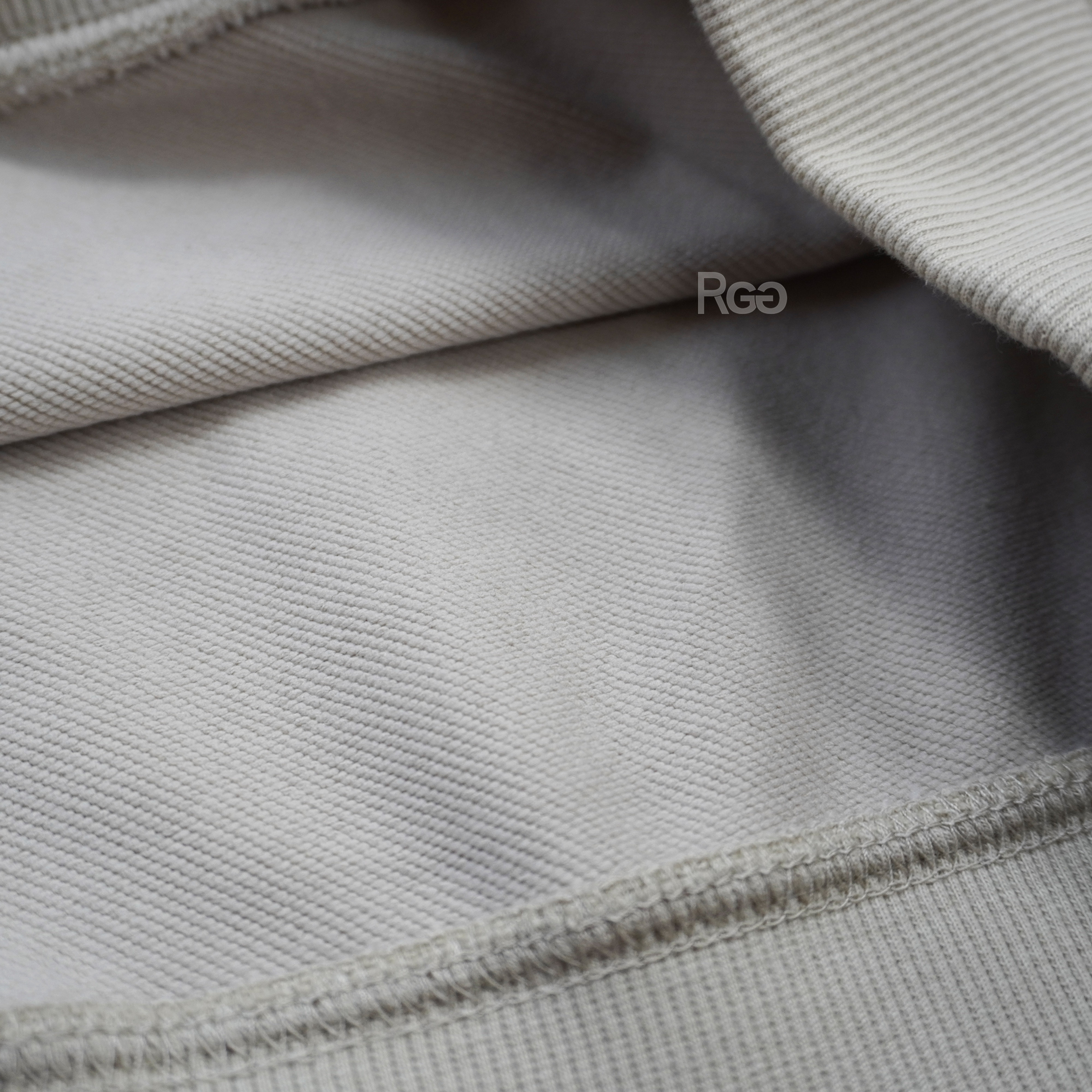 ArriveGuide 重磅寬版落肩帽T內裡材質特寫照