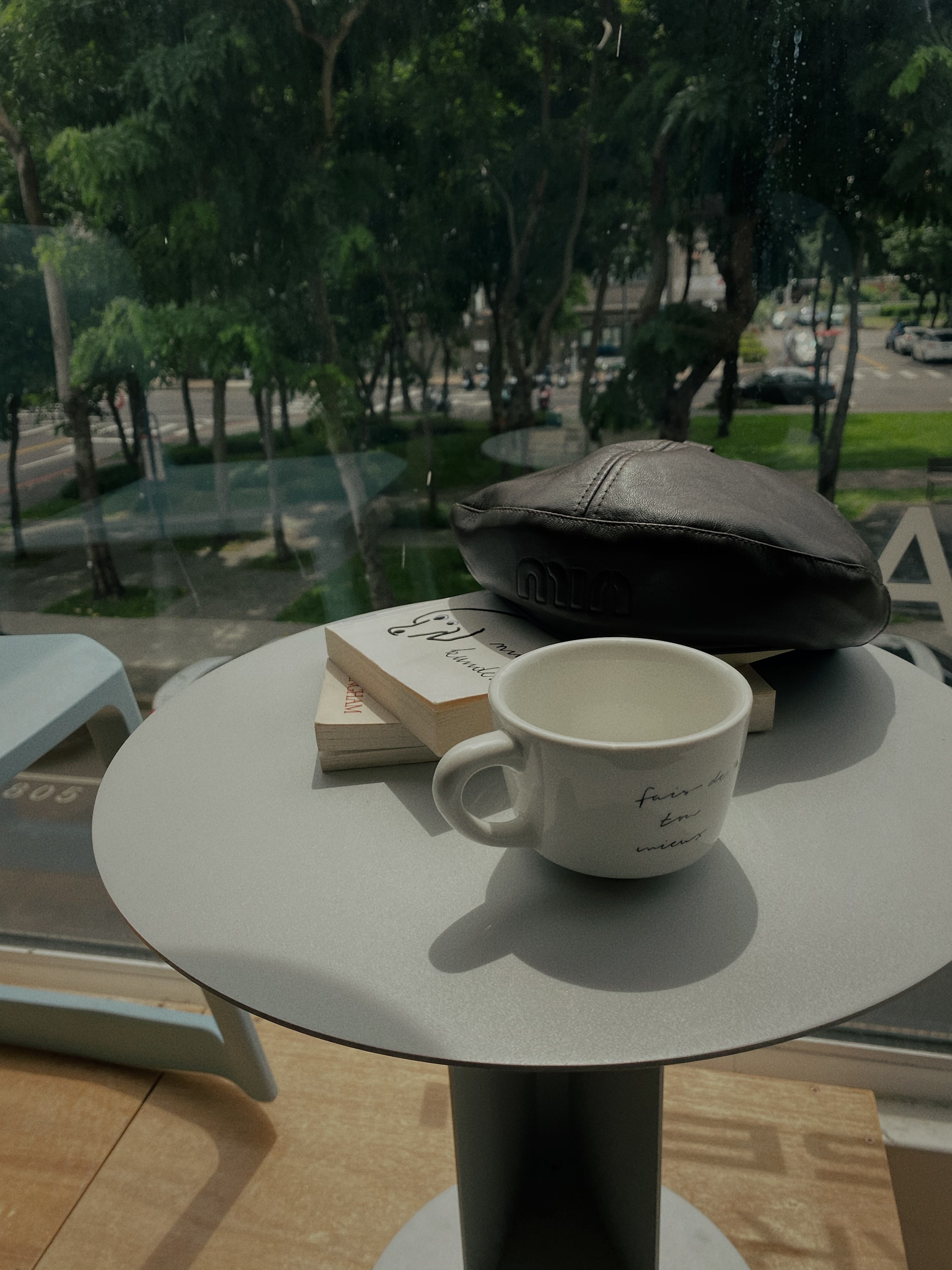 現貨|韓系min皮革貝蕾帽