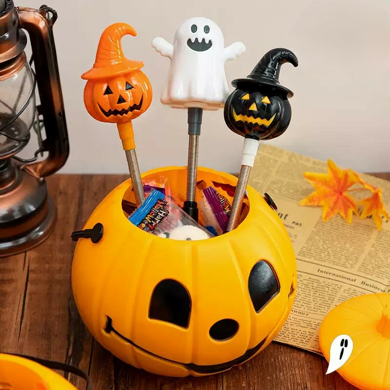 《4888》萬聖節造型可愛發光手搖棒