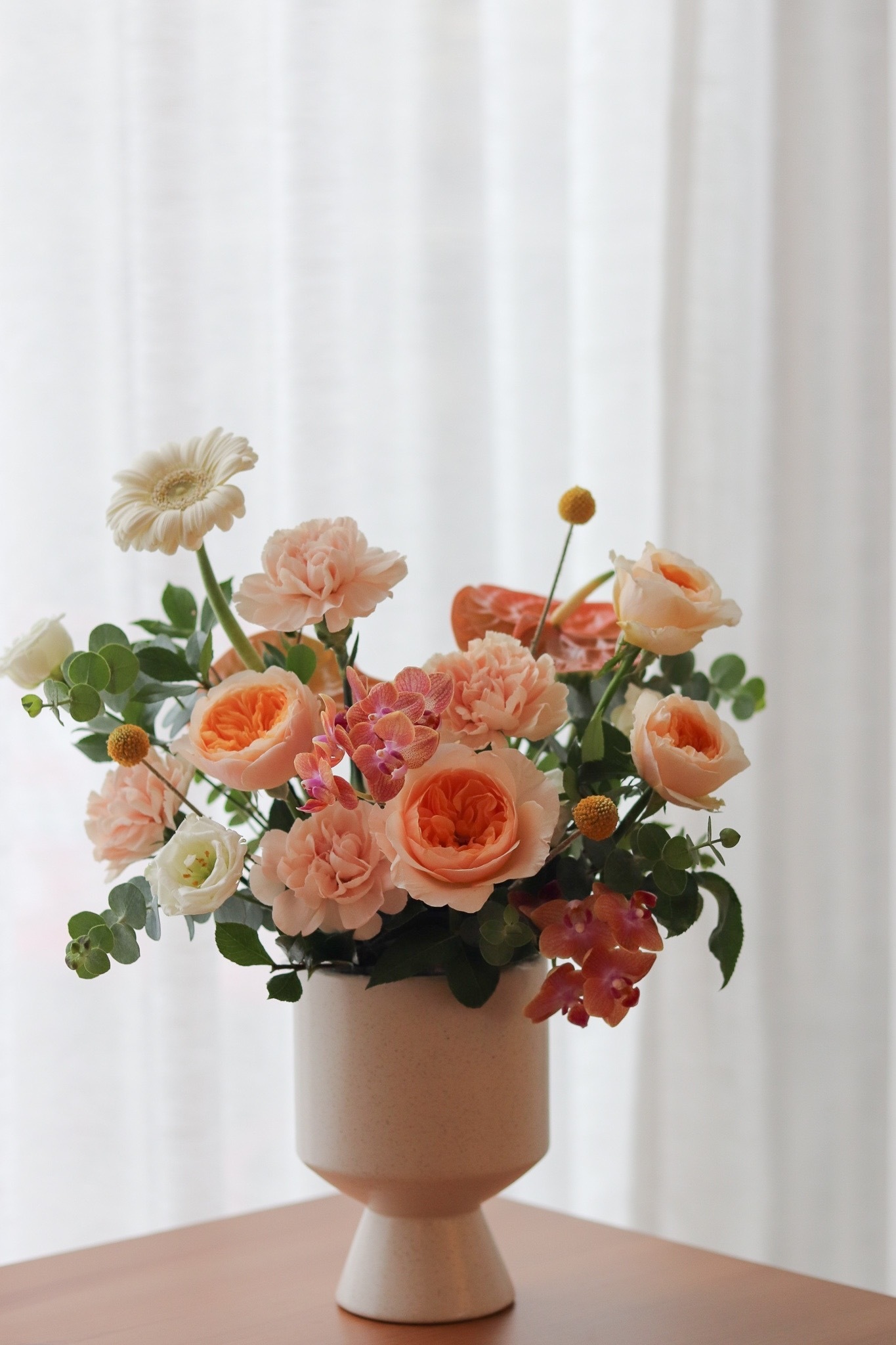 Blooming.sein 林粼花藝設計 桌花 開幕花禮 暖橘色系