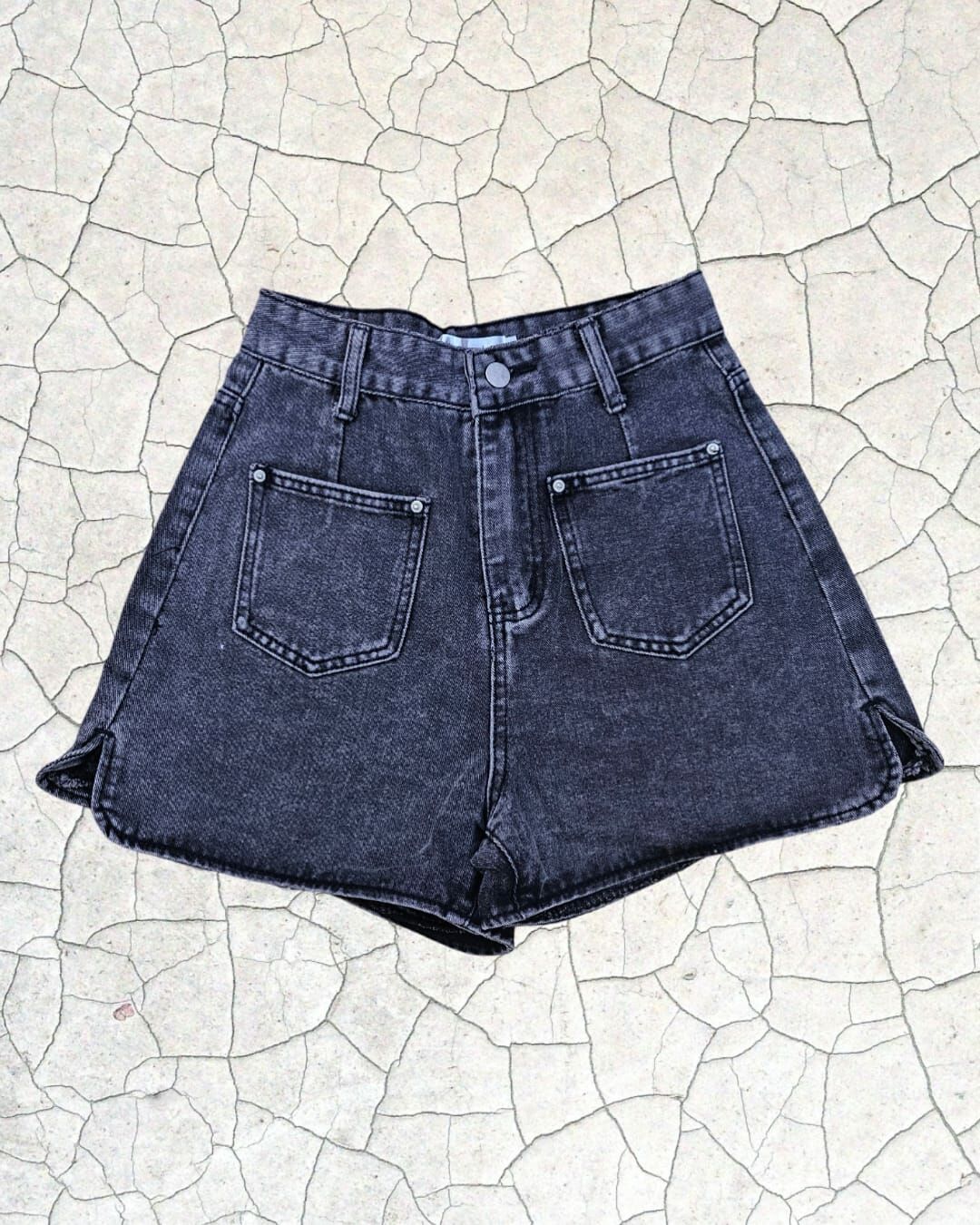 現貨 前袋短牛仔褲（此為清貨價貨品不設退換） (AT10675)