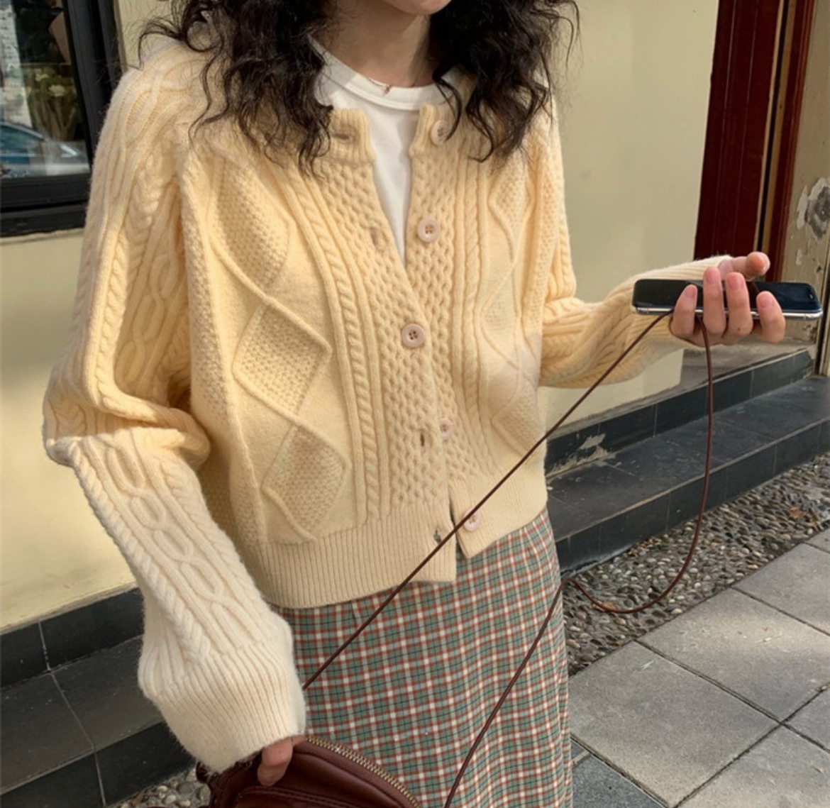 ᴷᴼᴿᴱᴬ 正韓🇰🇷麻花辮短版百搭針織外套（三色）