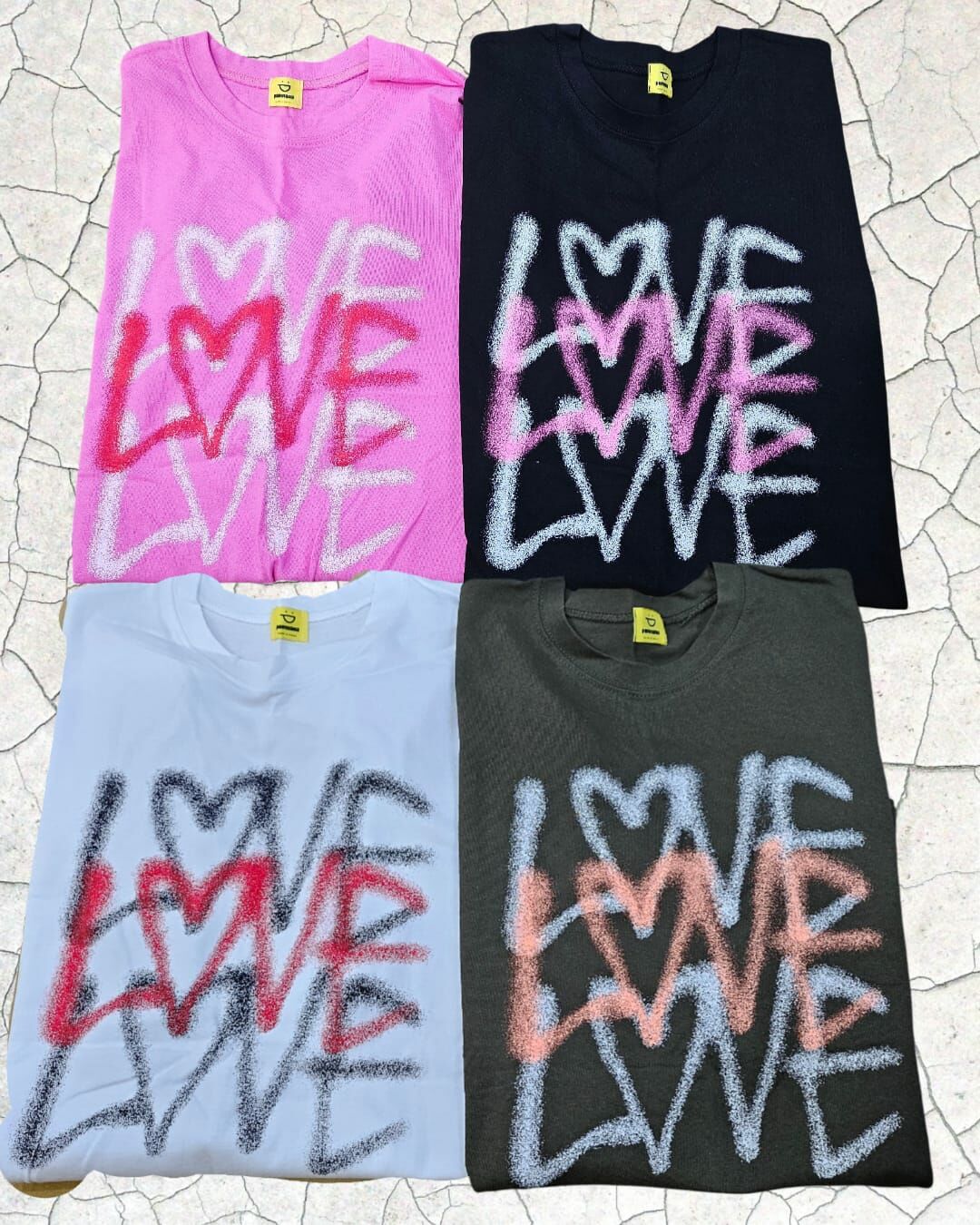 現貨 LOVE LOVE LOVE TEE （此為清貨價貨品不設退換）(AT10678)