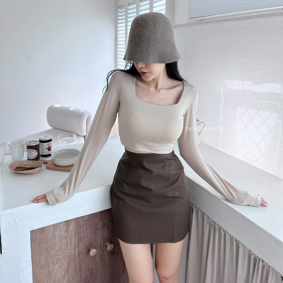 【內行人必帶】DOMISS自訂-方領T恤 長袖上衣 方領上衣 秋冬 打底(現貨)