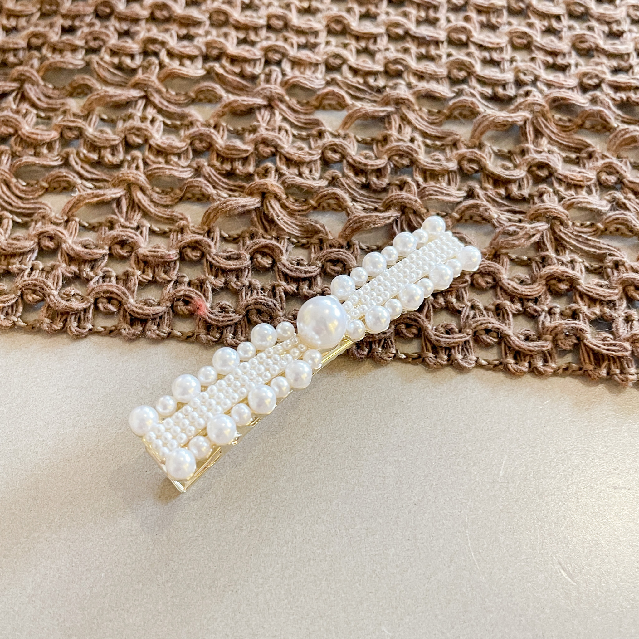 AC143 Diana Ribbon Hair Clip