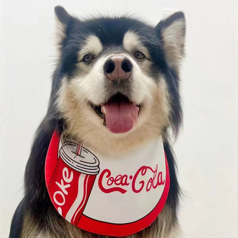 宠物口水巾 围兜 吃饭防脏 卡扣款 可乐，星巴克，美式