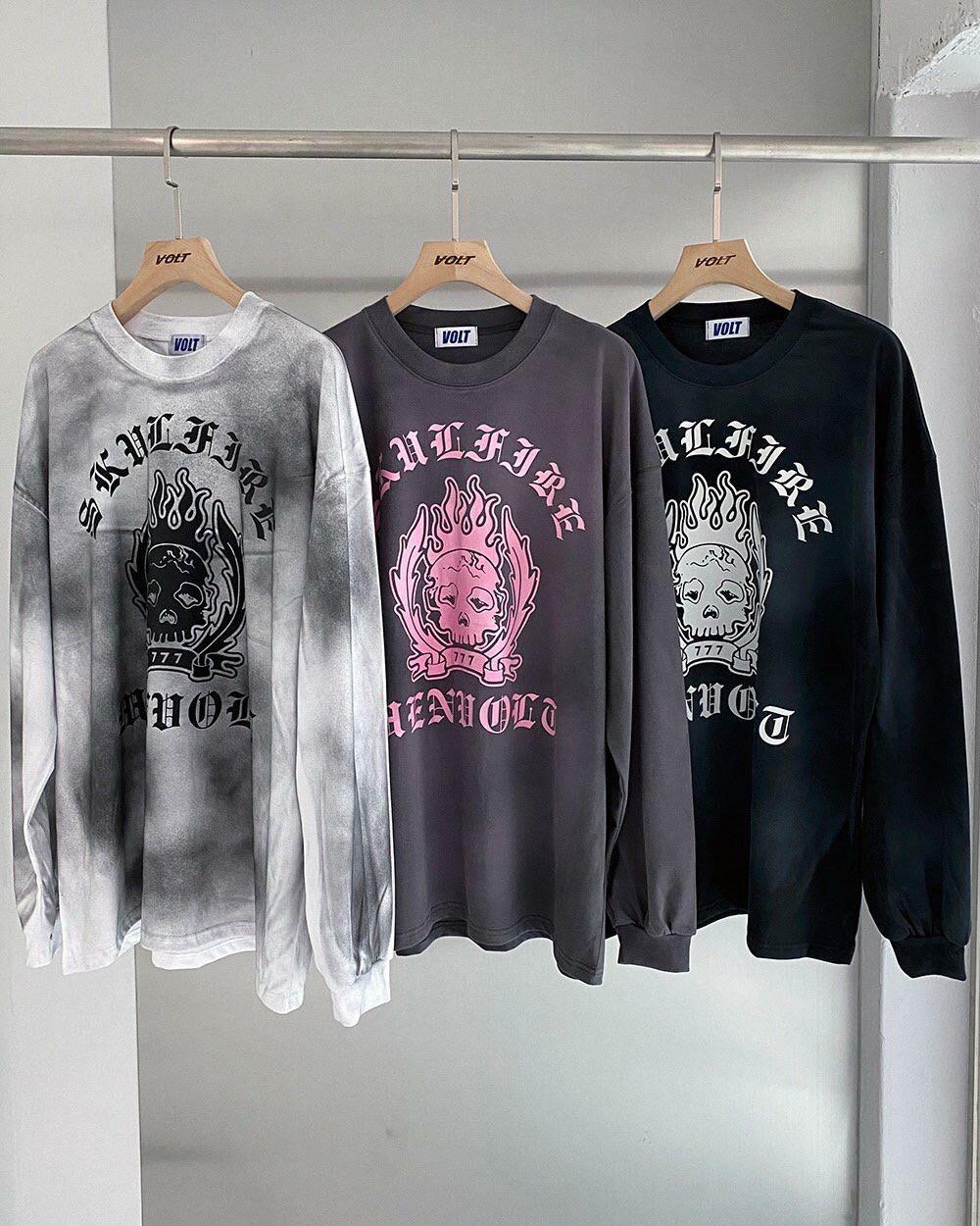 OverSize仿污英文字圖案長袖衫  VOLT-065T
