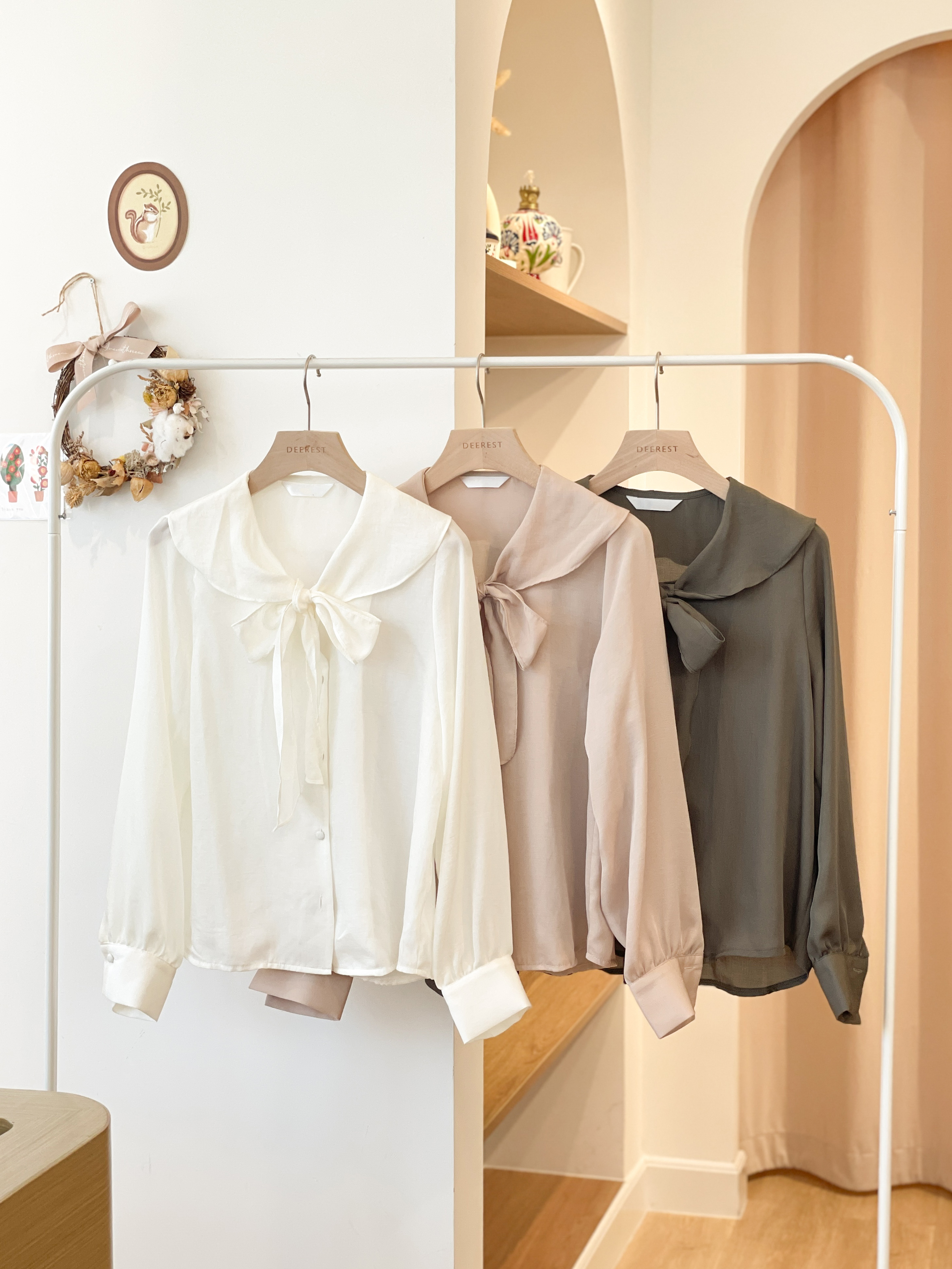 T1162 Laurel Ribbon Fall Blouse