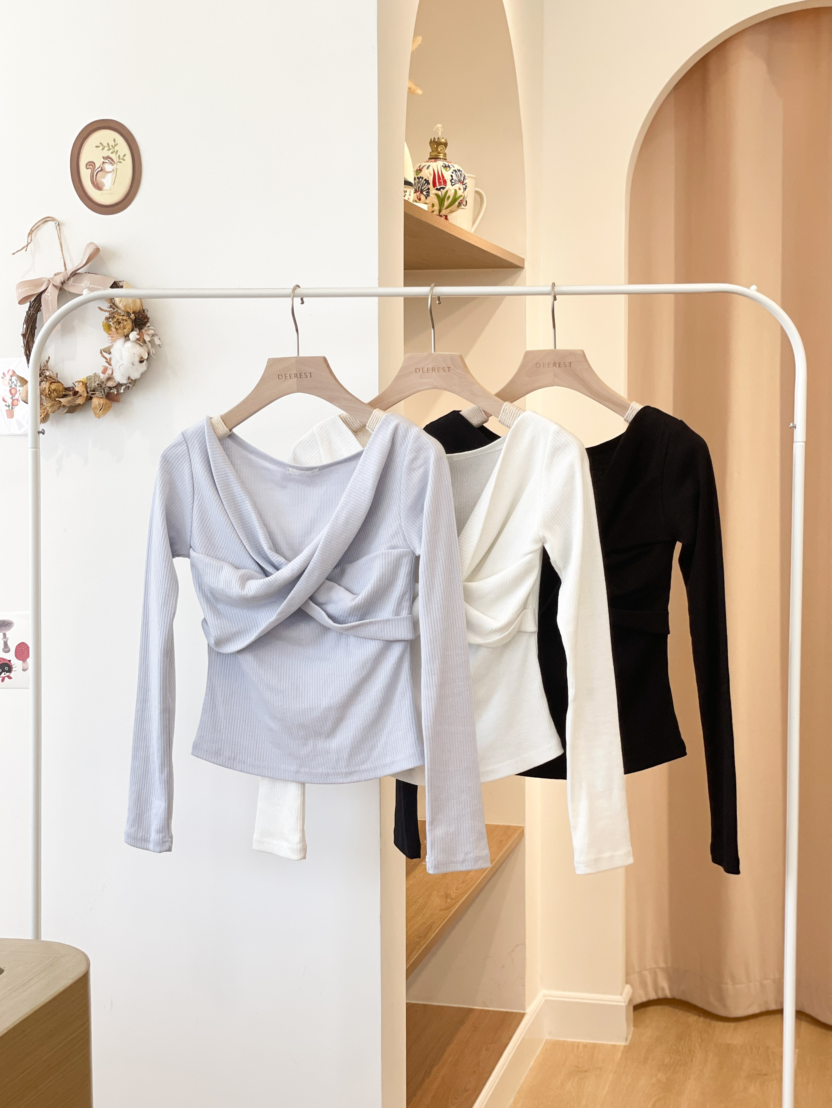 T1155 Sapphire Twisted Top