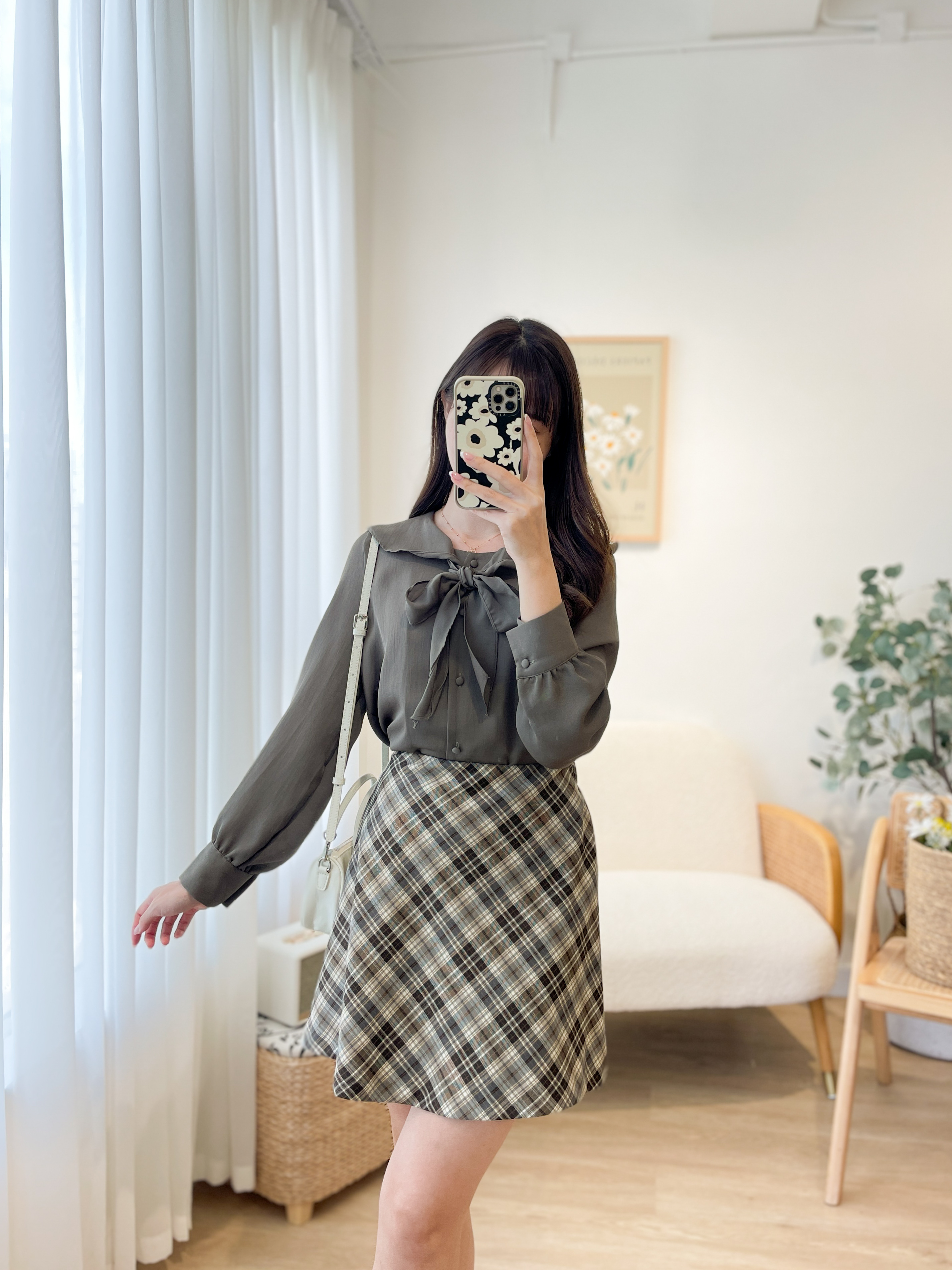 T1162 Laurel Ribbon Fall Blouse