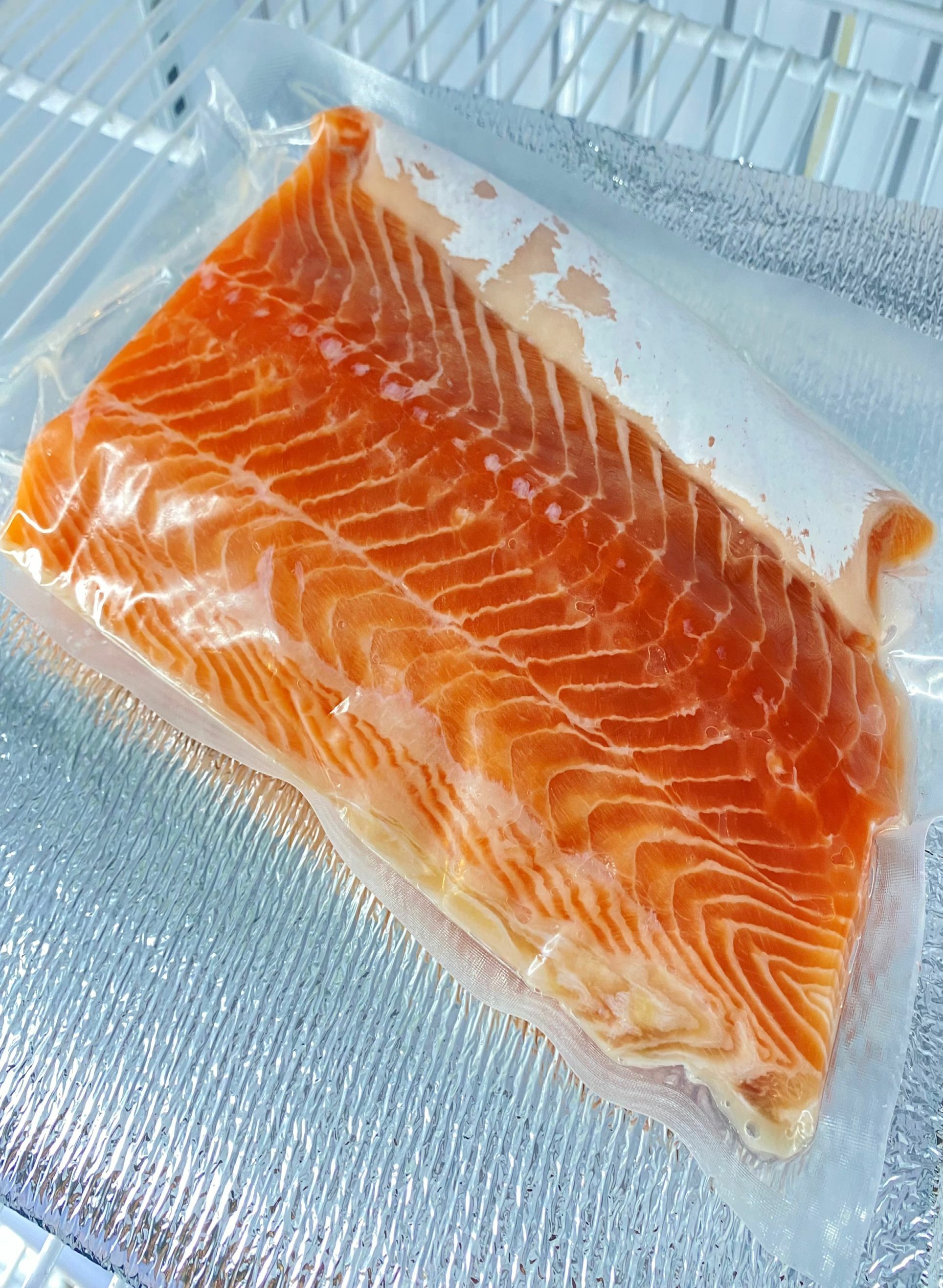 挪威 (刺身級) 鮮三文魚 約800克 (冷凍 4°C)【刺身食用期為收貨後3天】