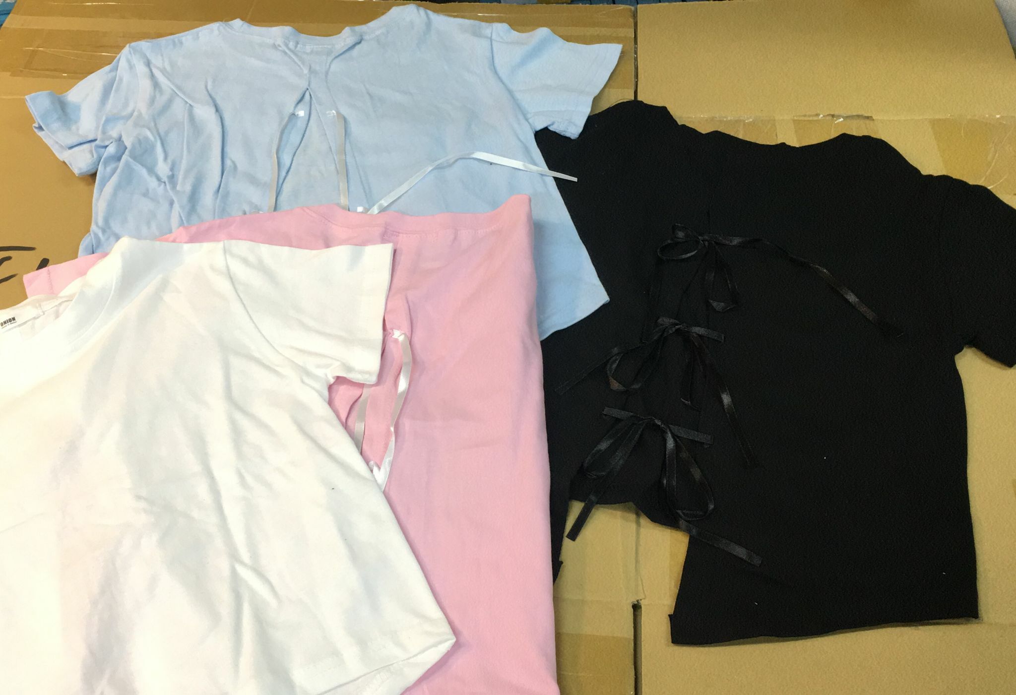 韓國後綁蝴蝶結T-SHIRT（此為清貨價貨品不設退換） (AT10703)