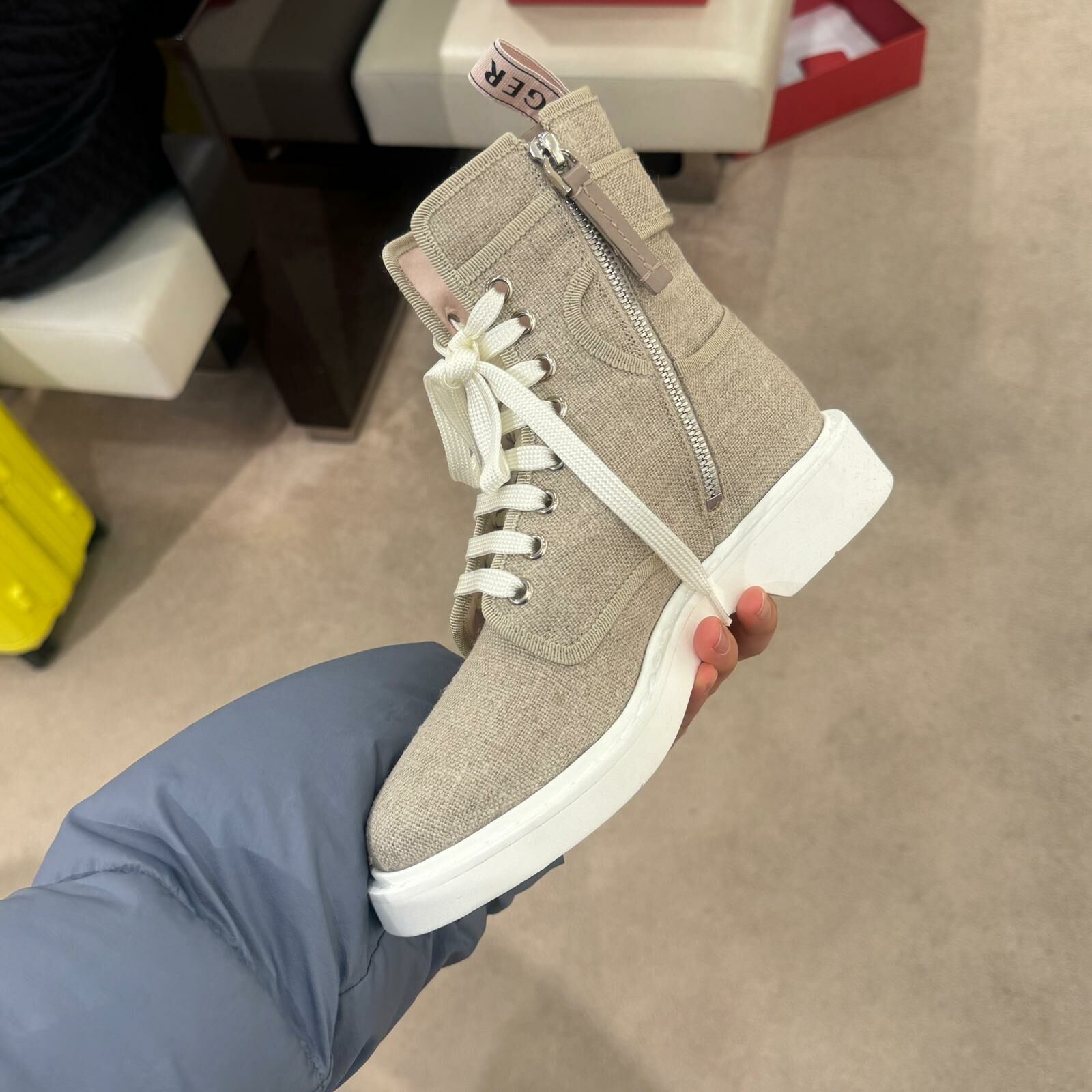 Roger Vivier RV Viv Rangers strass boots hemp