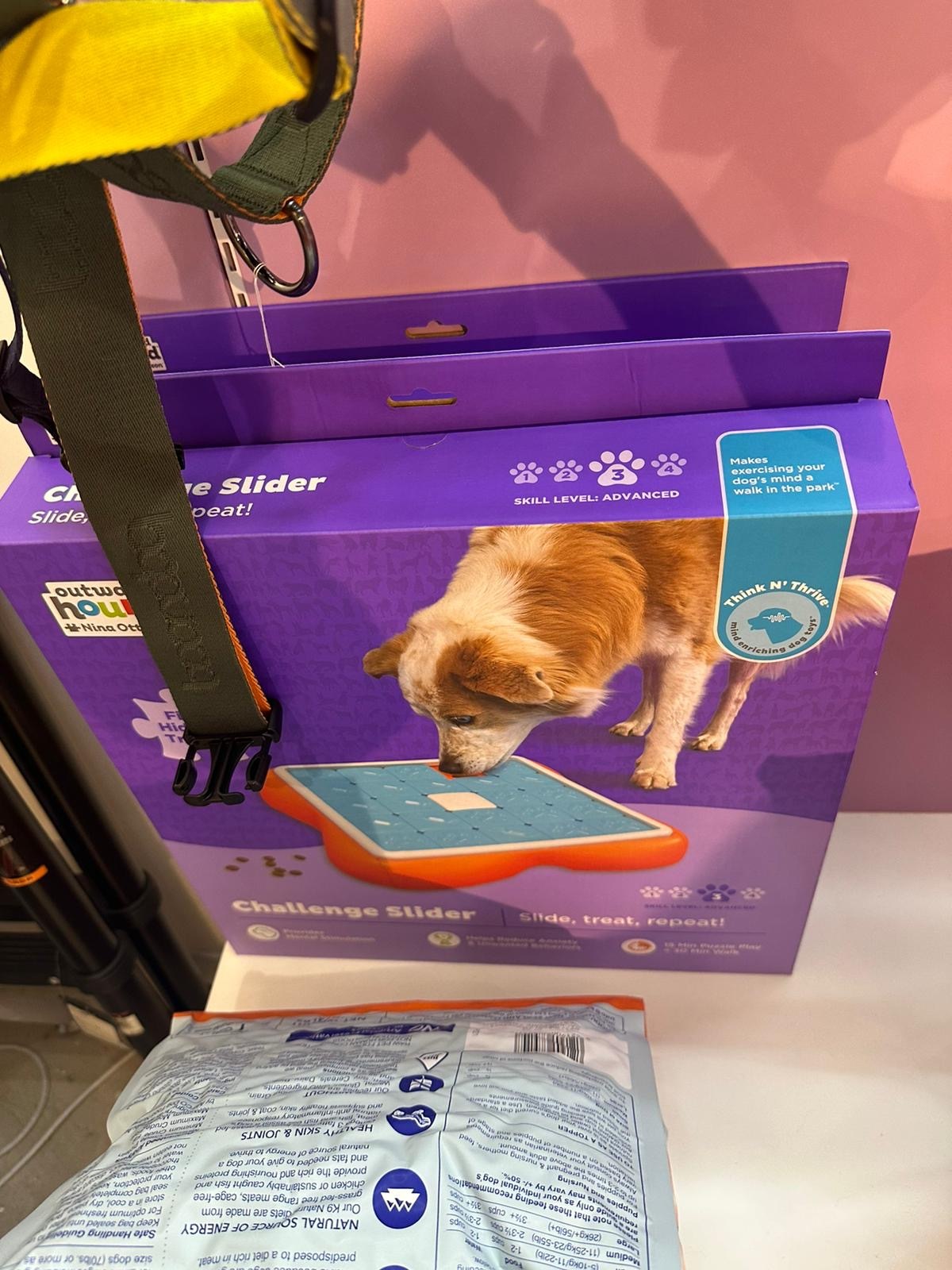 狗狗益智漏食玩具 - 格格拼 level 3