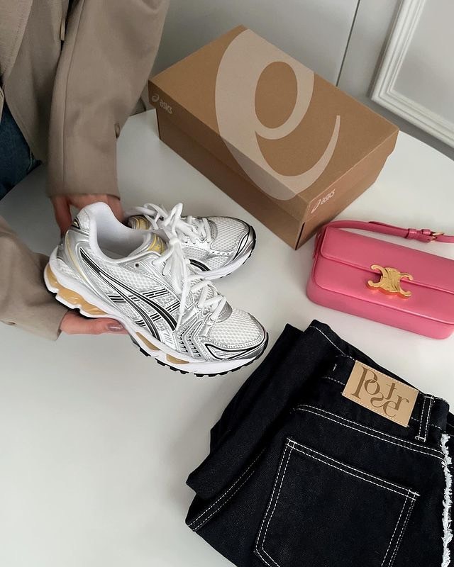 ASICS Gel-Kayano 14 白金