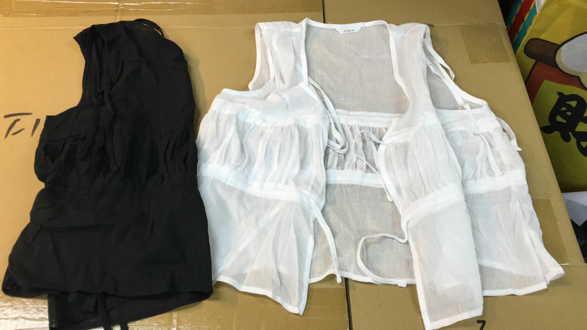 韓國襯衫背心（此為清貨價貨品不設退換） (AT10709)