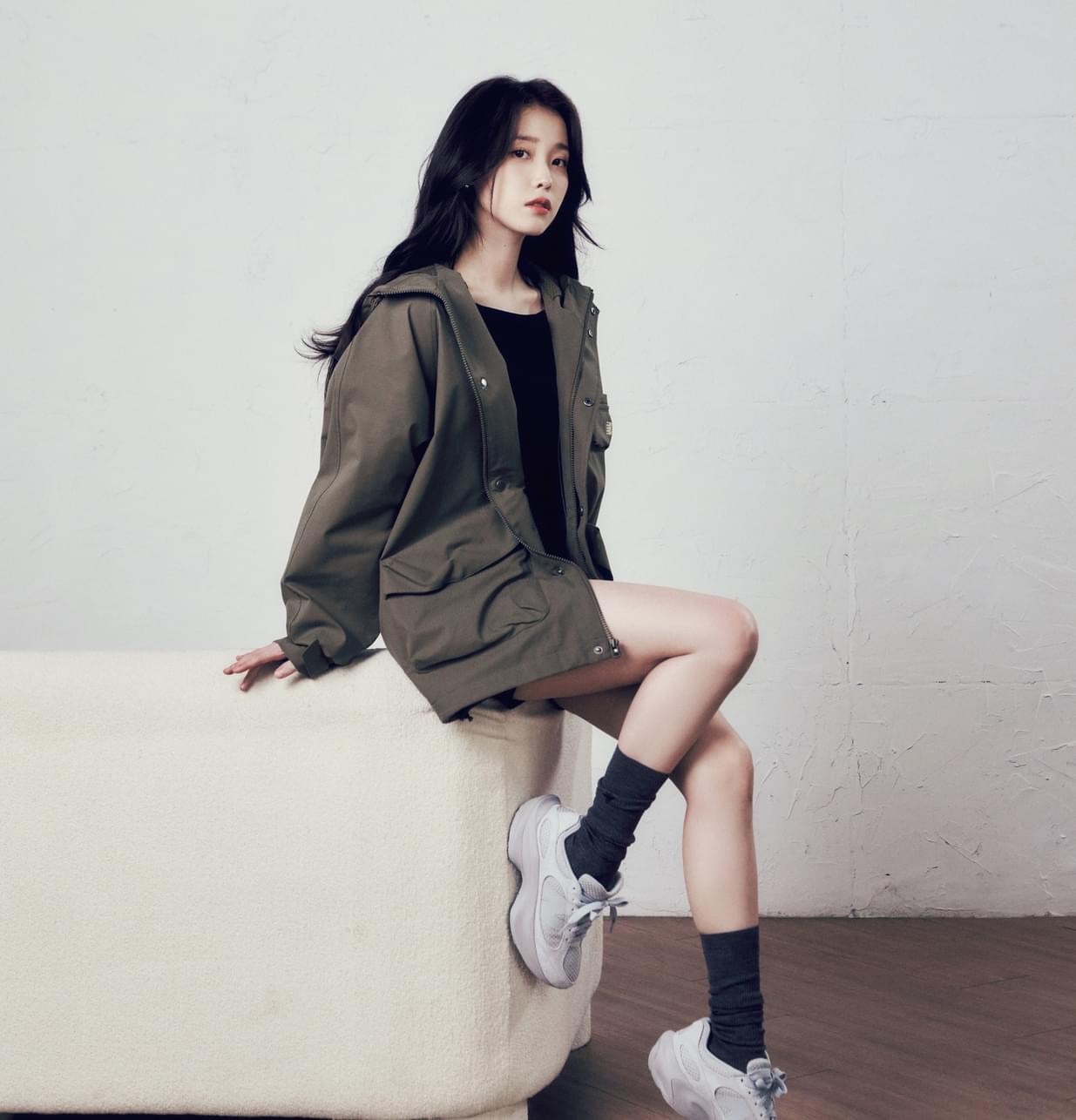 New Balance NB 24FW 連帽梭織外套 山系 兩色 綠色 黑色 AMJ43309