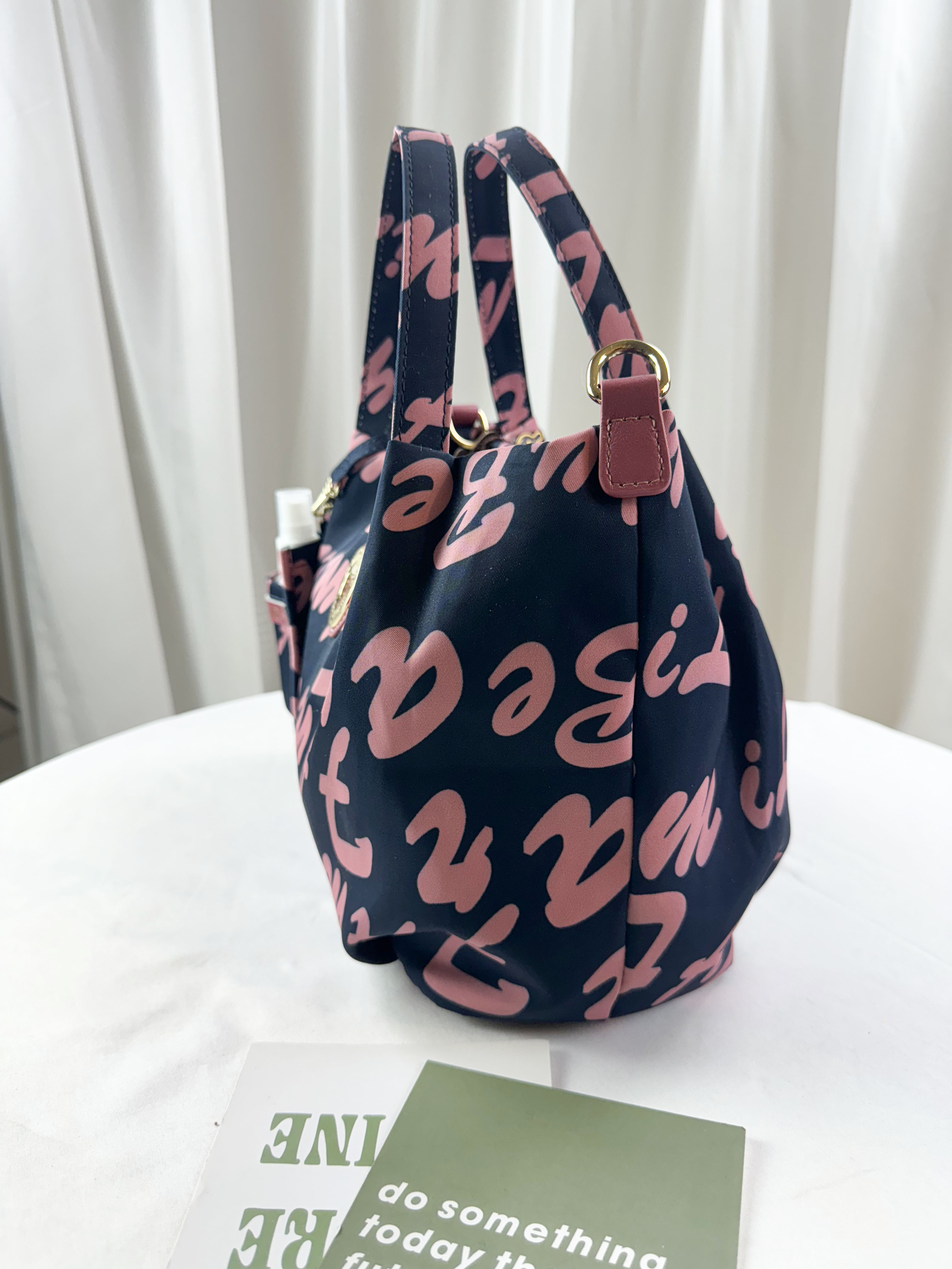 FamilyBear 粉藍拼色字母防潑水手提包 / 側背包  #2808