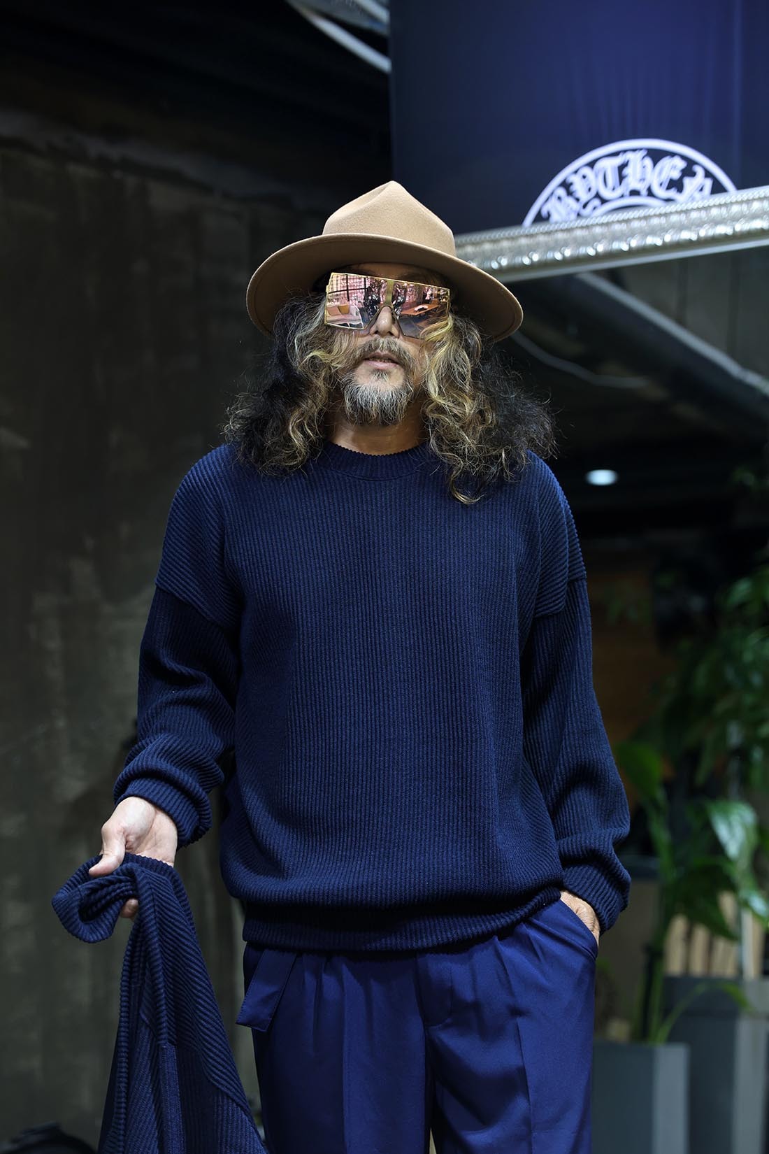 基本款羅紋衛衣