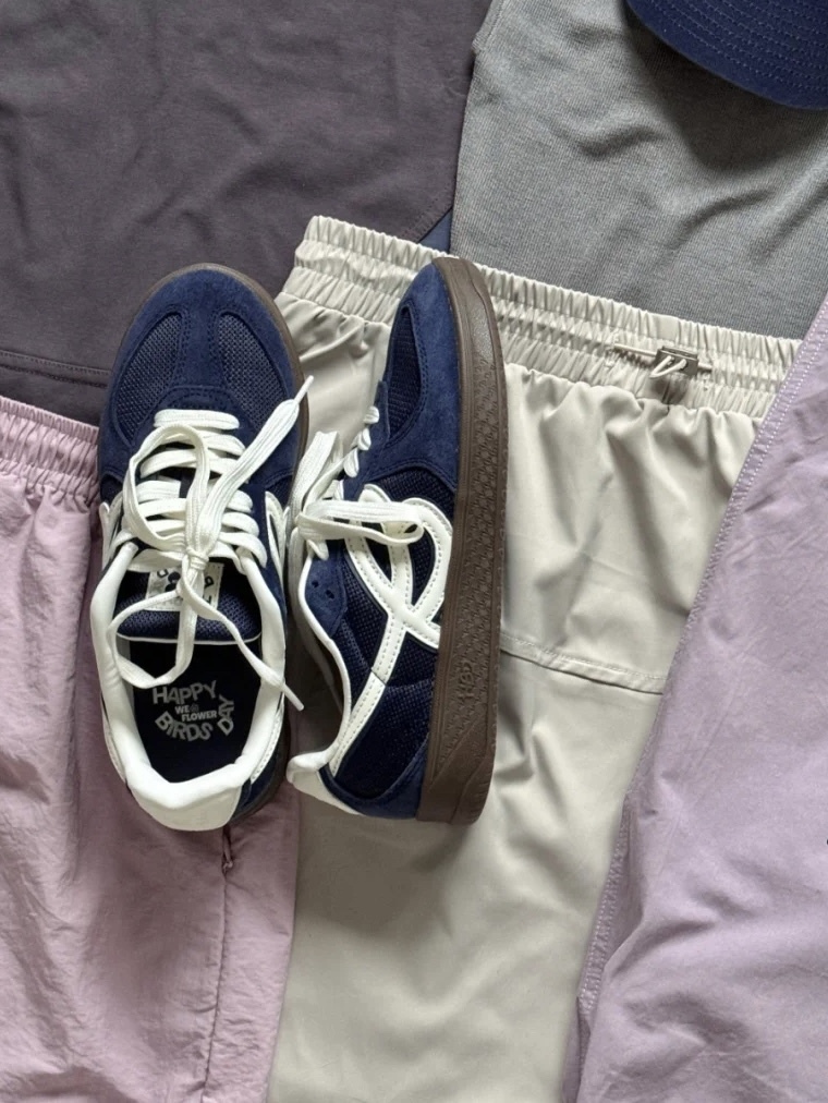 HBD X WE FLOWER 小花鞋 復古藍 焦糖底 金冬天 Winter同款 德訓鞋 男女鞋 / 預購