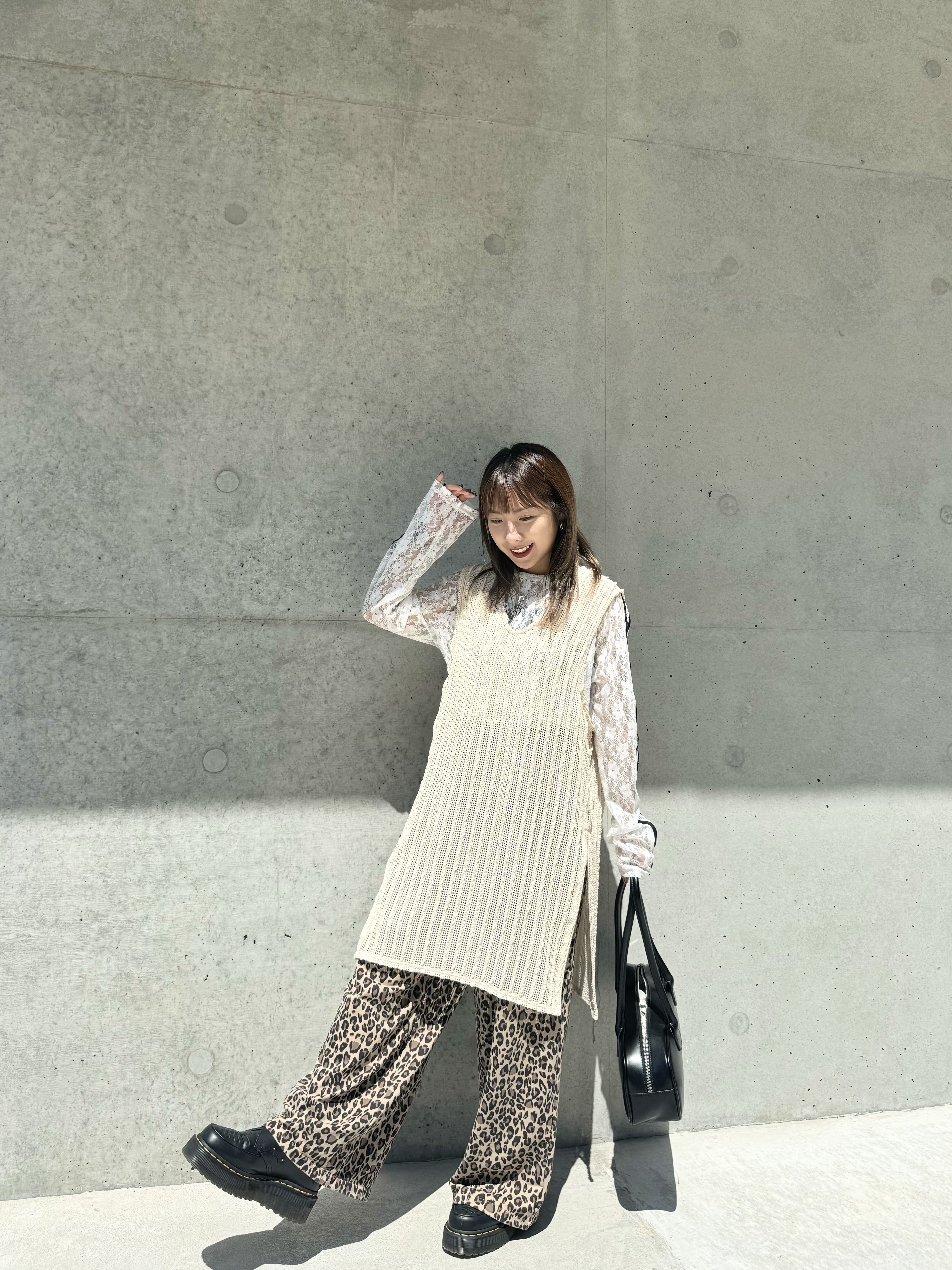 直紋basic V-neck vest