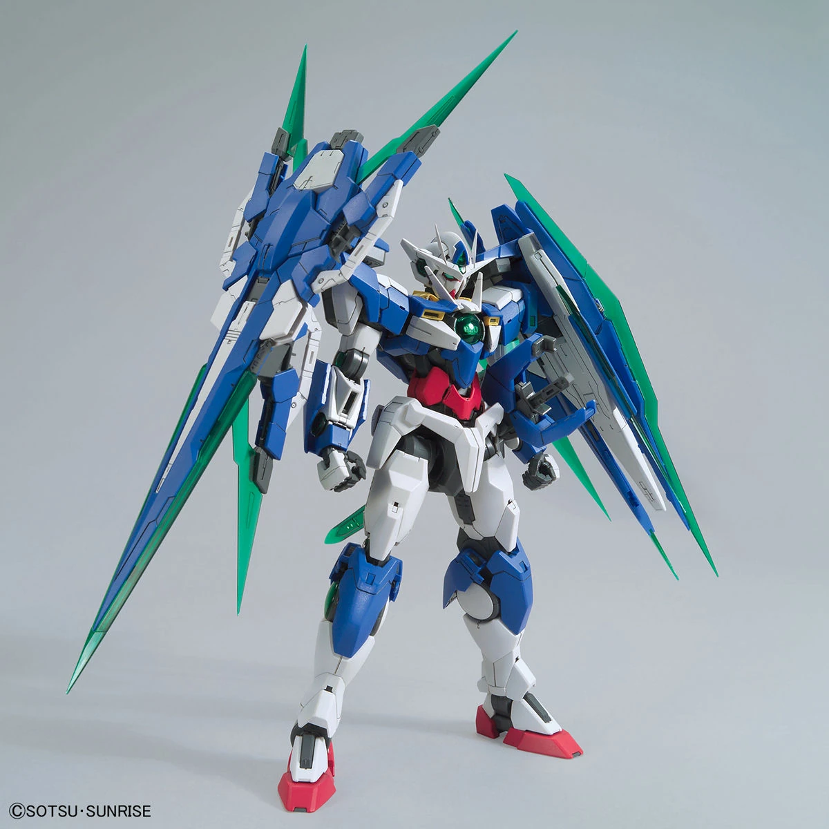 MG 1/100 量子型OO高達 全刃武裝