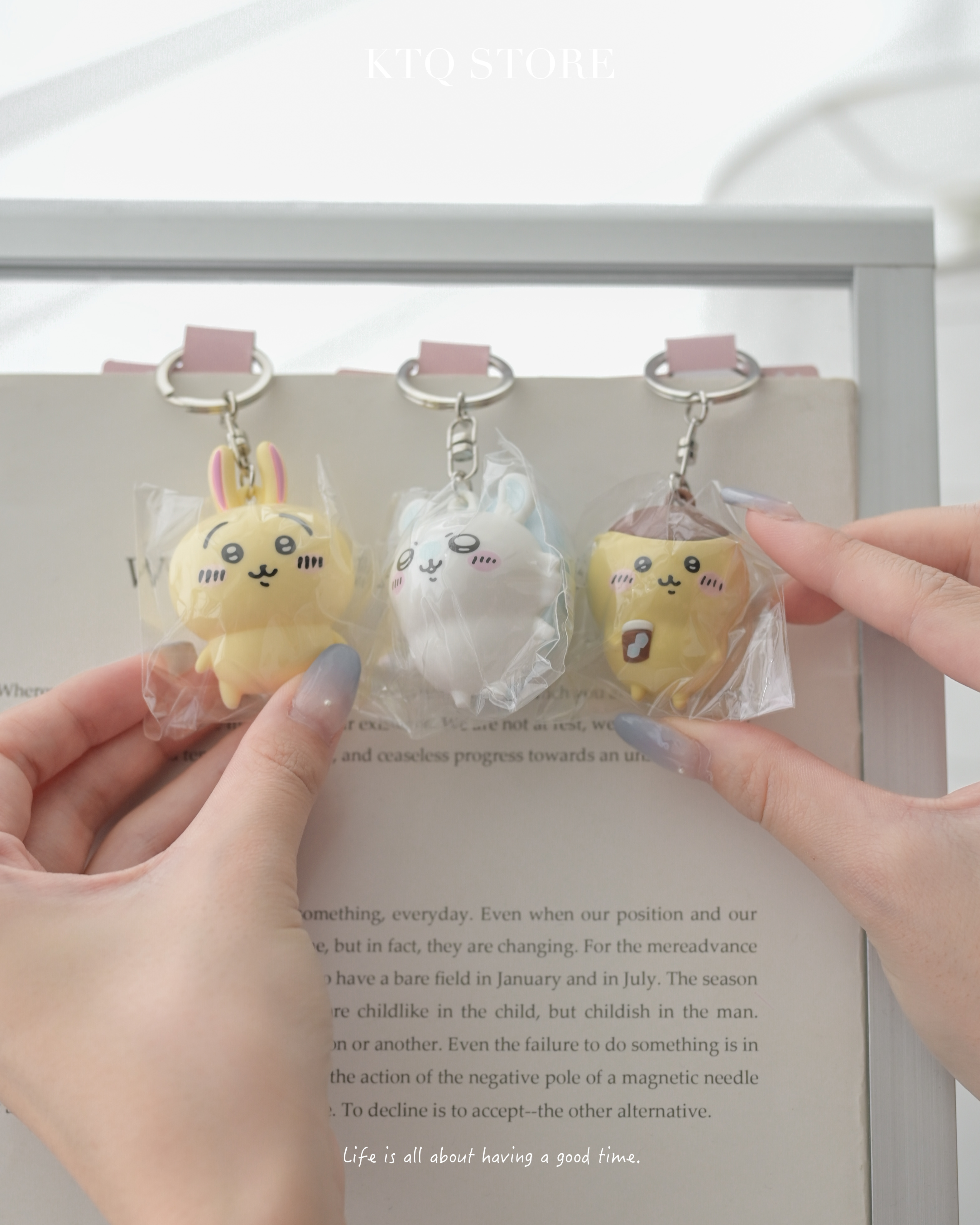 KTQ STORE ‧  日本 Chiikawa 吉伊卡哇 栗子 小桃 吊飾 鑰匙圈