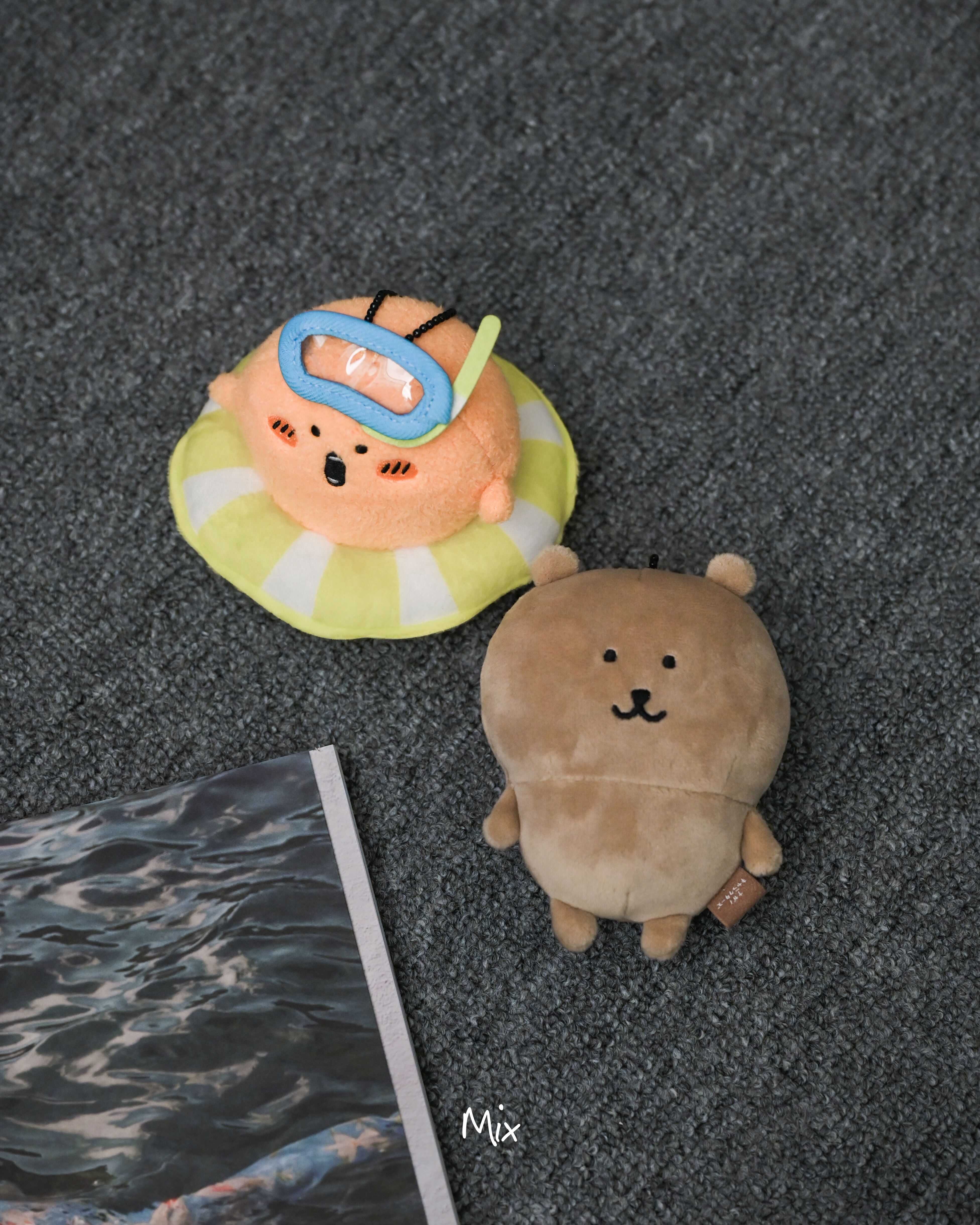 iSNEAKERS｜日本 Joke Bear 自嘲熊 游泳可樂餅