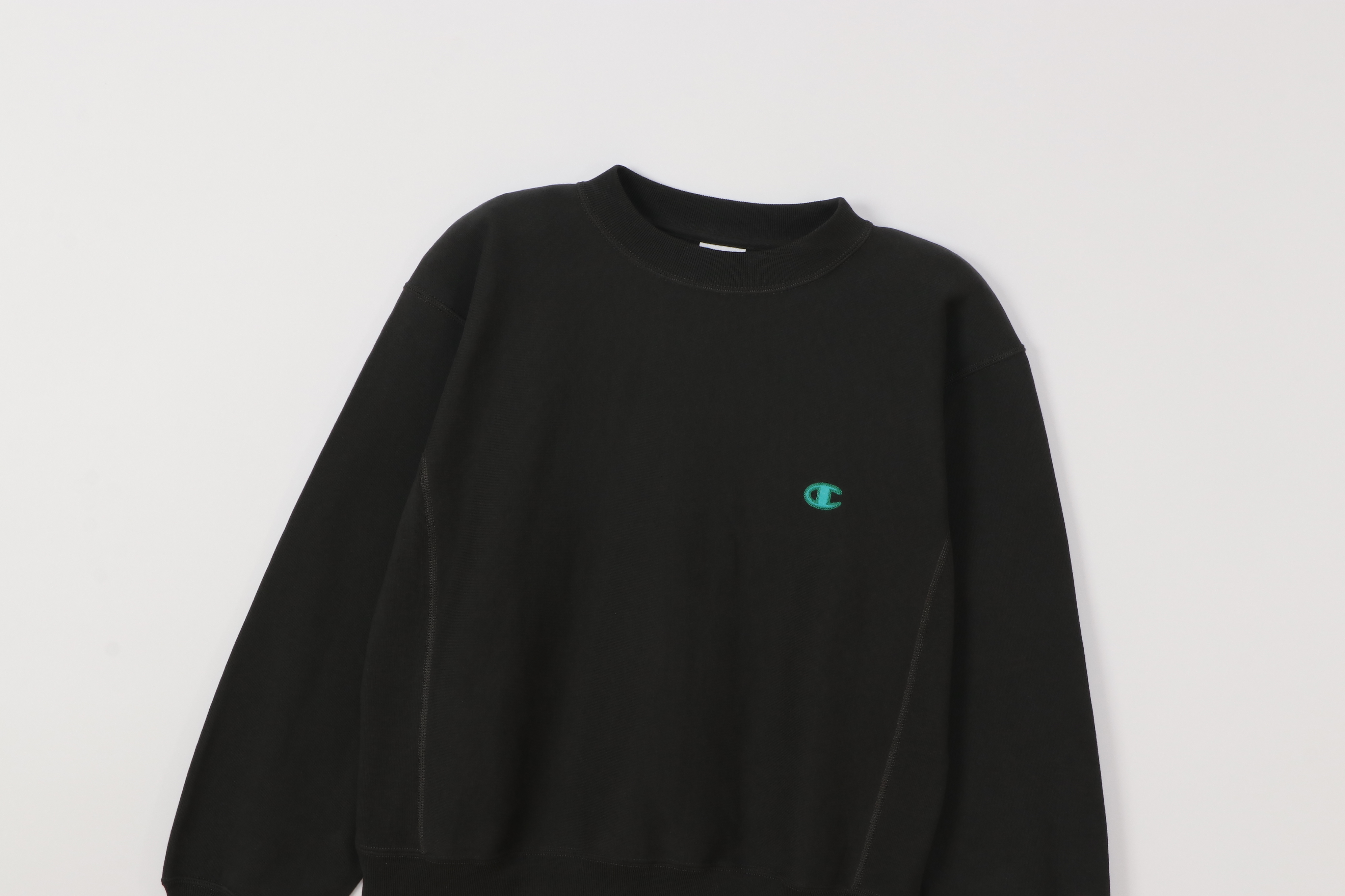 女款 -CASUAL 10oz經典寬版刺繡圓領衛衣-黑色 （CW-A001-055）