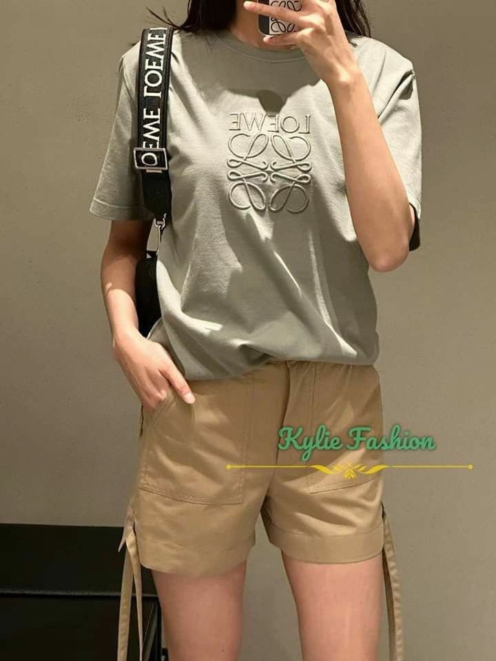 LOEWE 豆沙綠色 刺繡Logo Tee 男女可穿