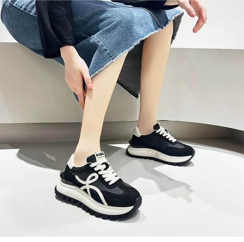 造型線條牛皮休閒鞋