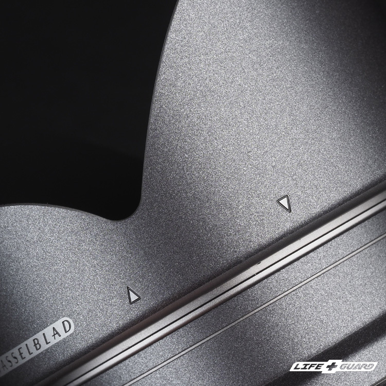 LIFE+GUARD 鏡頭遮光罩貼膜安裝示意，適用 Hasselblad XCD 30mm F3.5