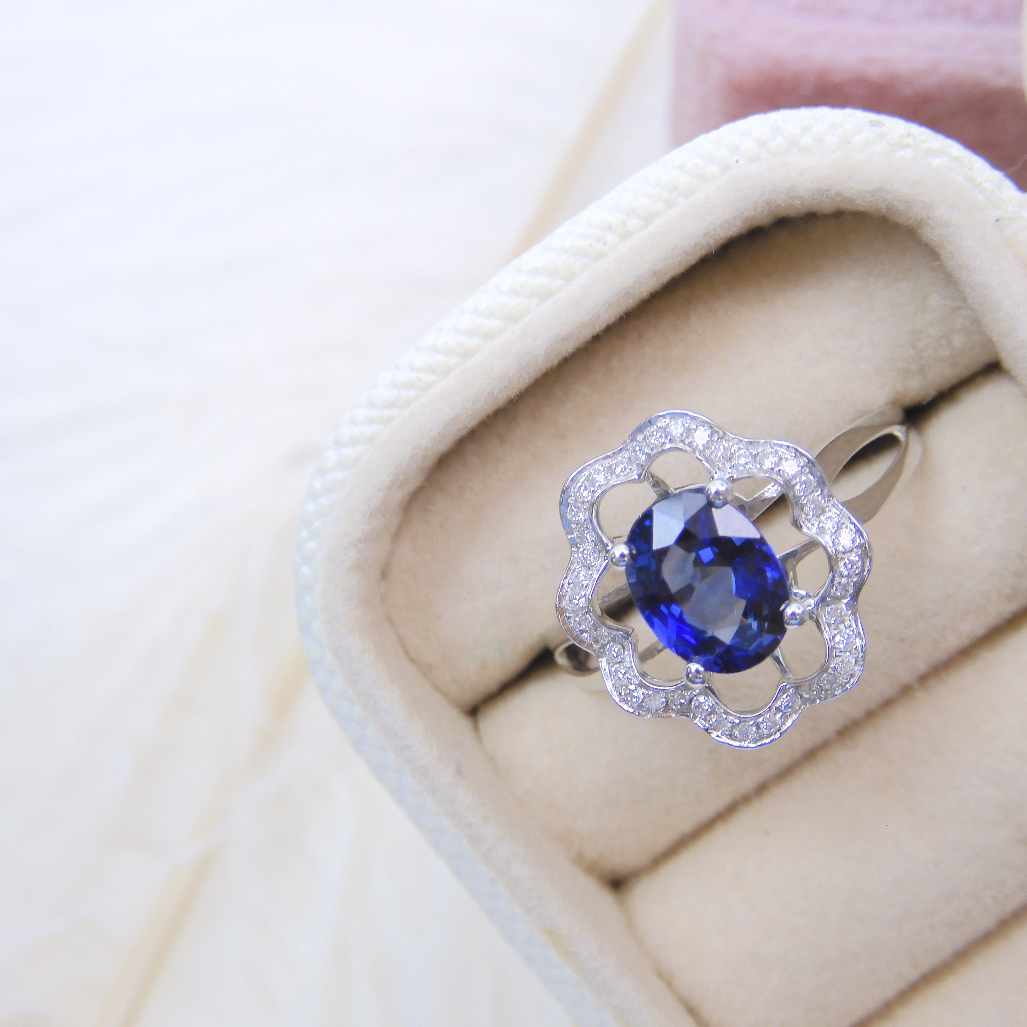 18K金 1.145ct 藍寶石戒指