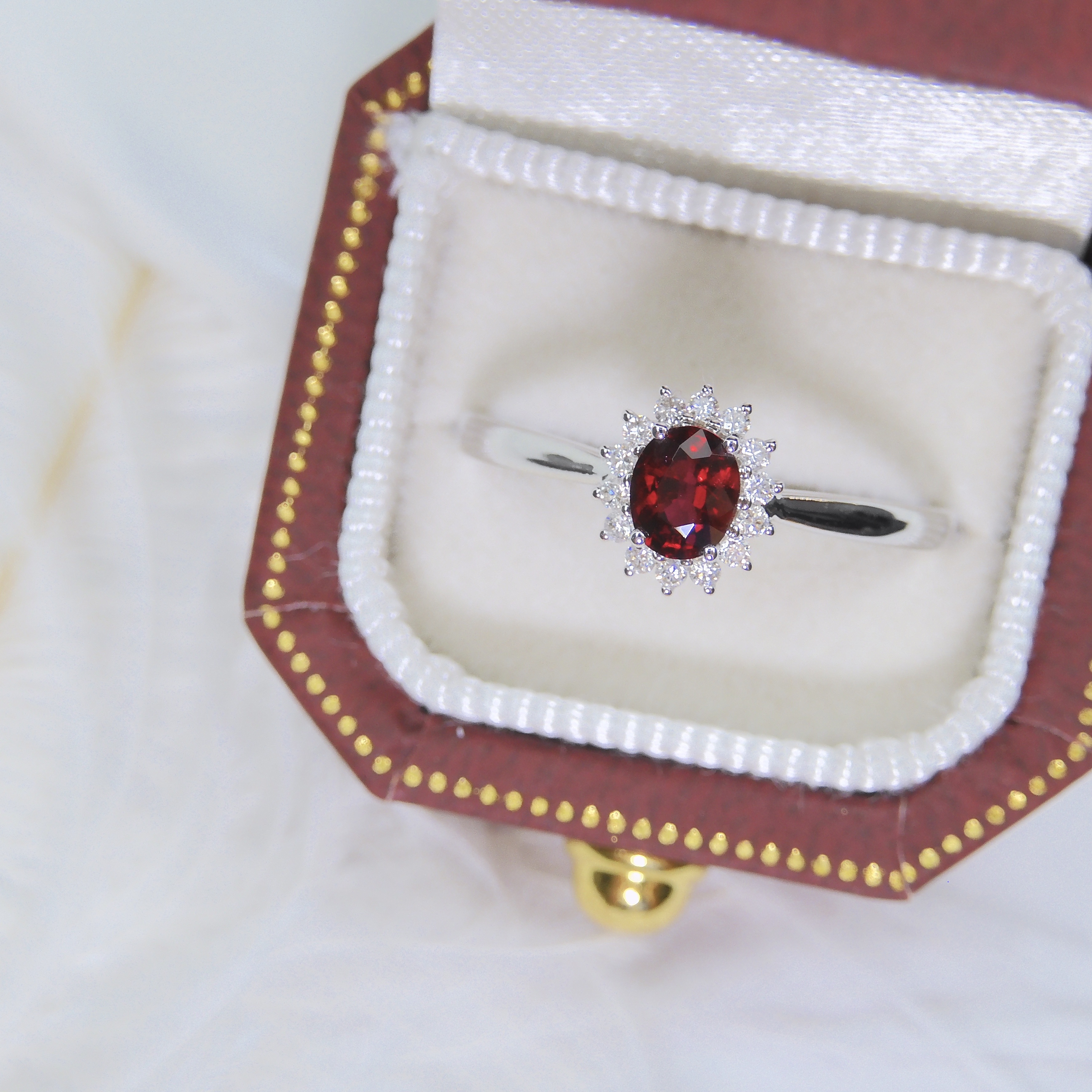 18K金 0.34ct 紅寶石戒指 (配國際證書)