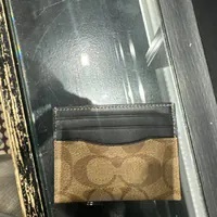 [S] COACH CQ031 SLIM ID CS SIG,QB/TAN, 196395195299 (SCO962)