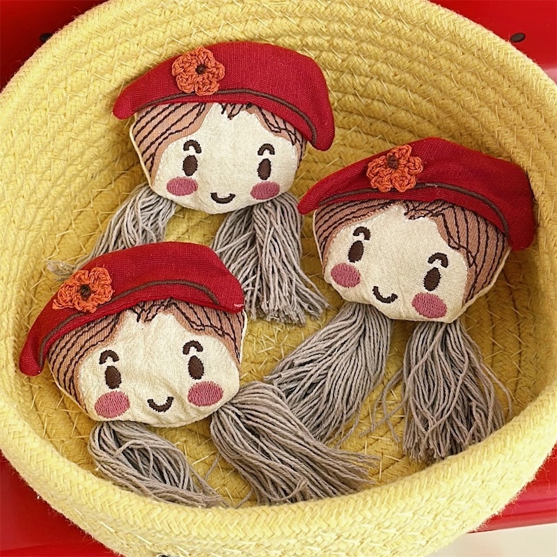 《10702》紅帽小女孩別針