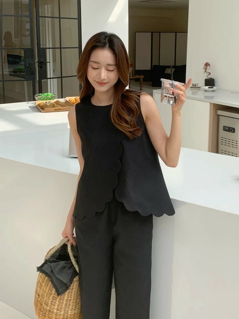 V字花瓣滾邊上衣+長褲SET-S-L (Elegant & Love)