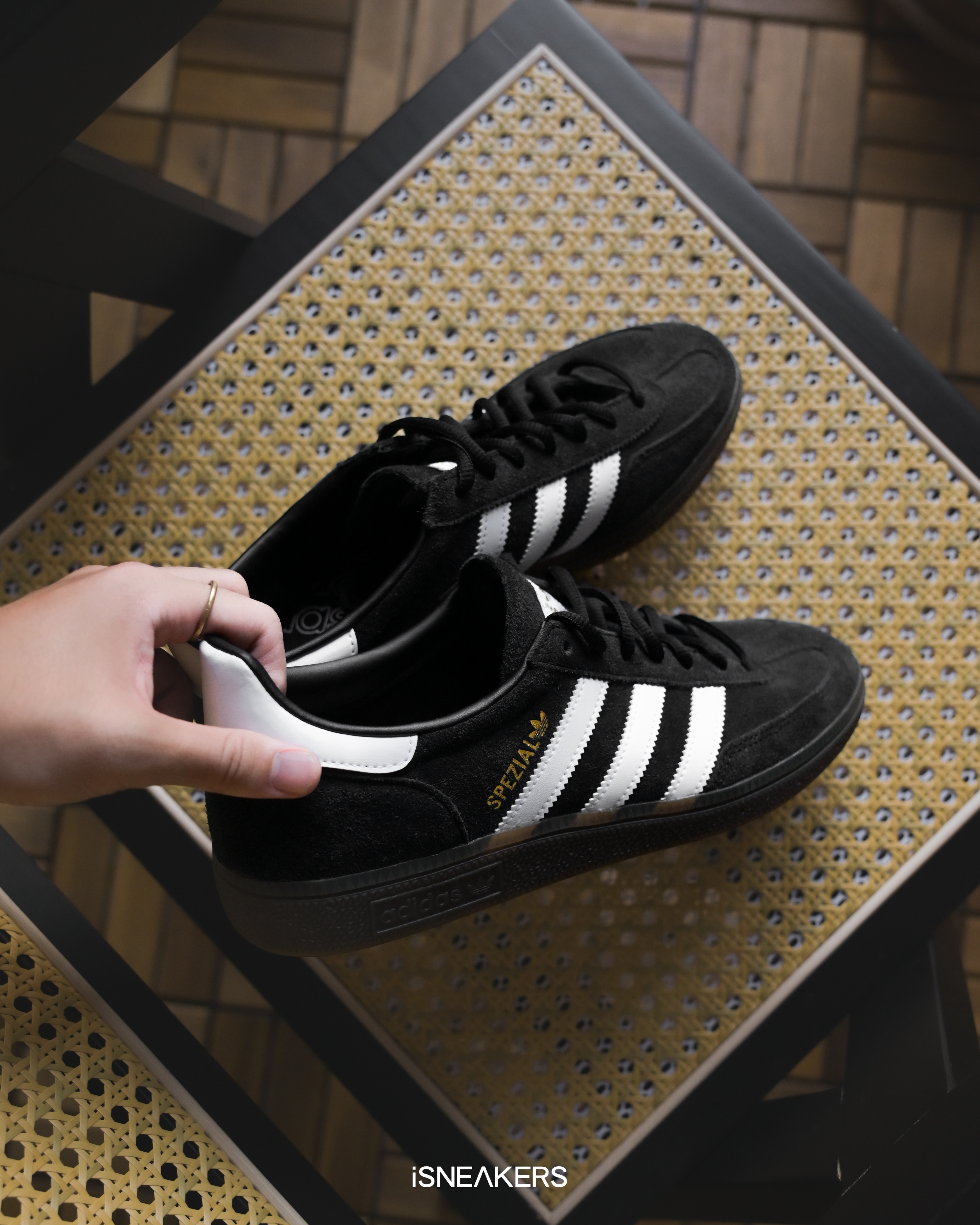 iSNEAKERS｜Adidas Handball Spezial "Black" 黑白焦糖 DB3021